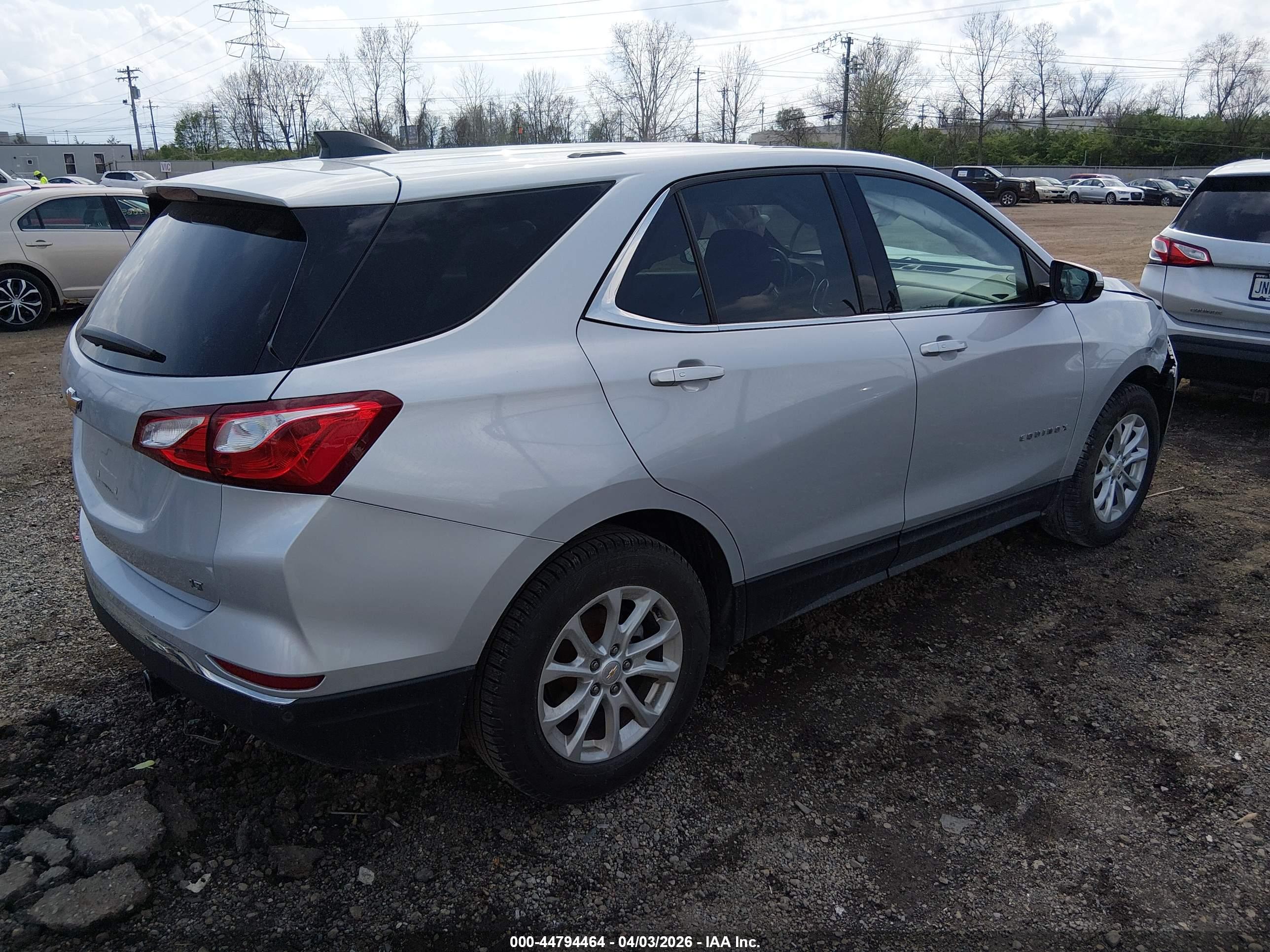 CHEVROLET EQUINOX image 4