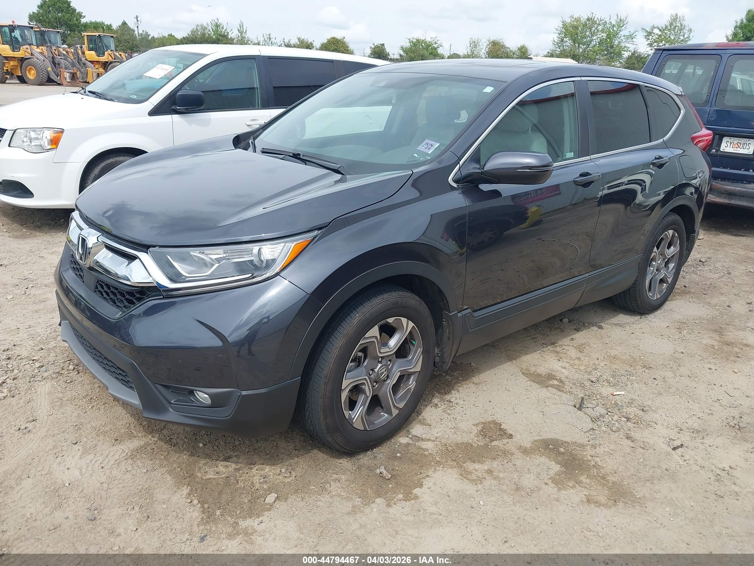 HONDA CR-V image 2