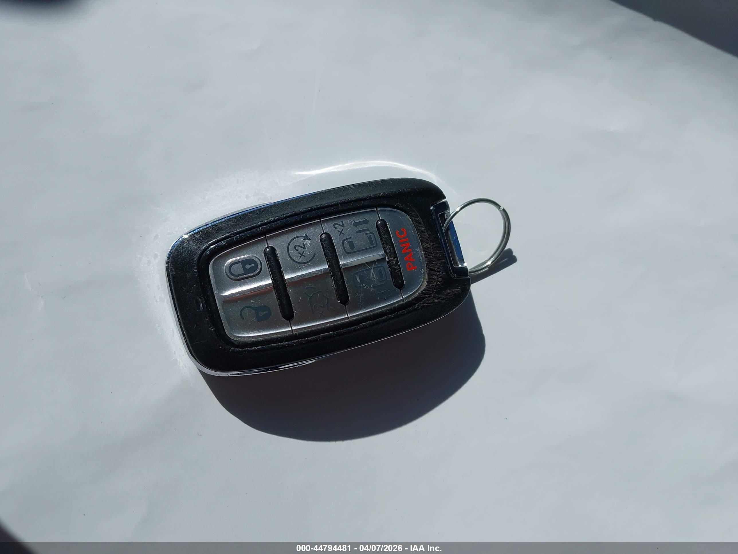 CHRYSLER PACIFICA image 11