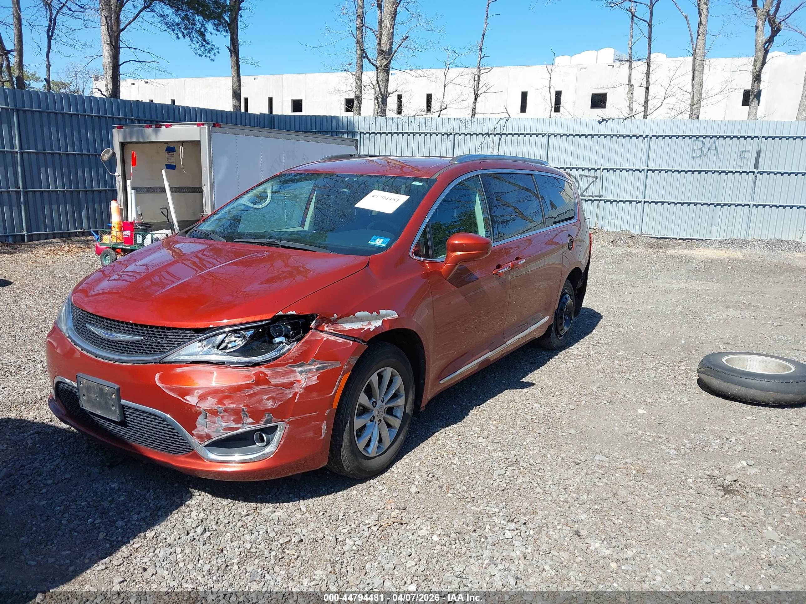 CHRYSLER PACIFICA image 2