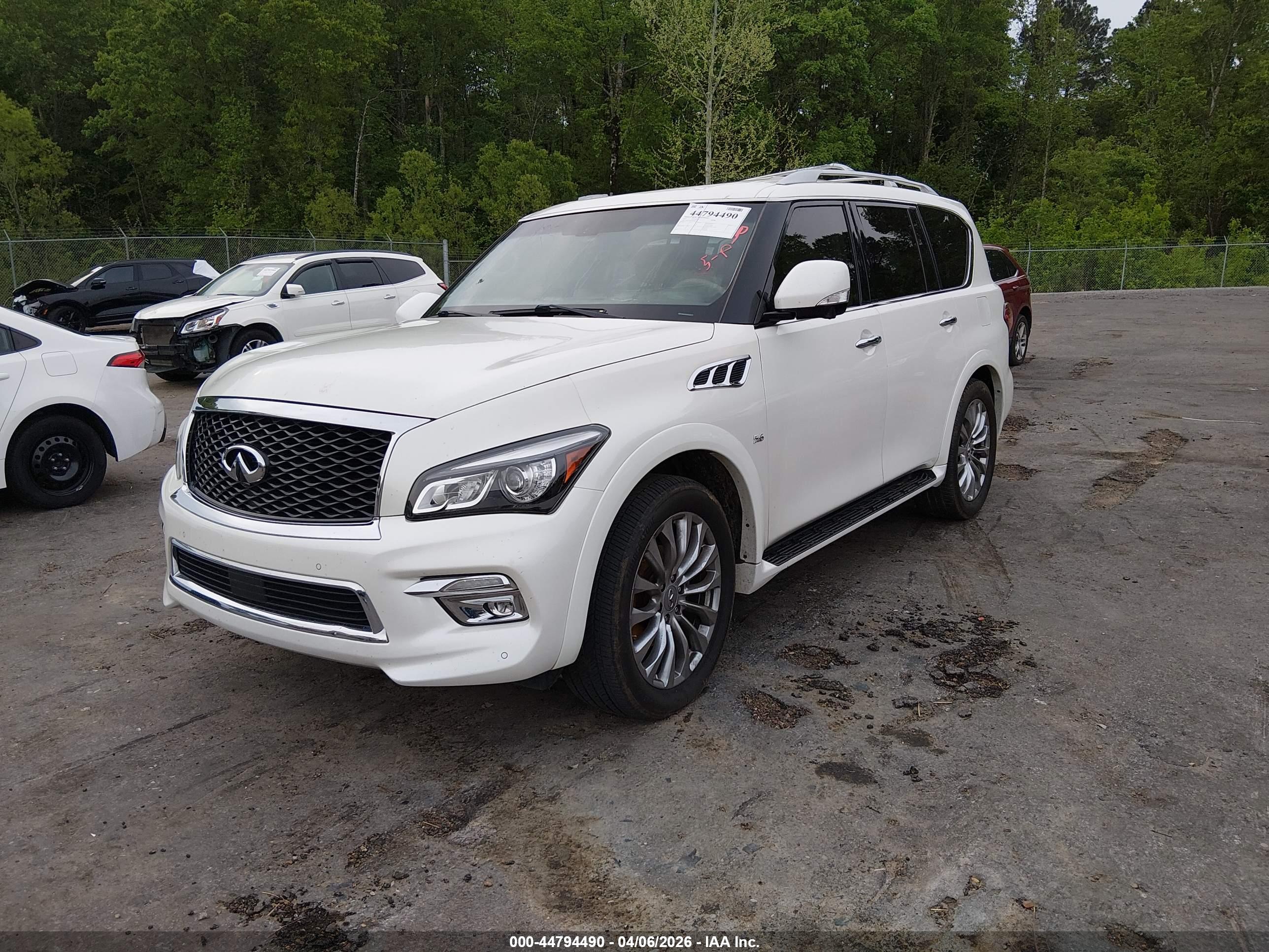 INFINITI QX80 image 2