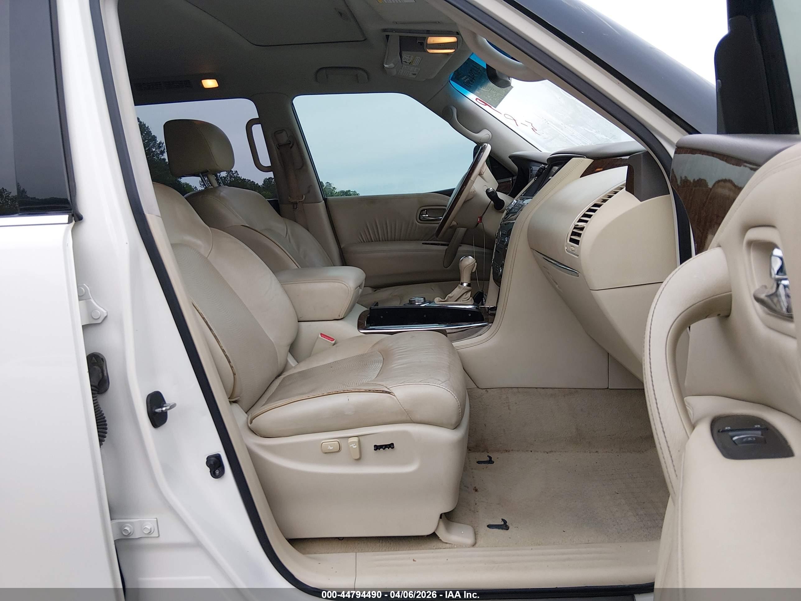 INFINITI QX80 image 5
