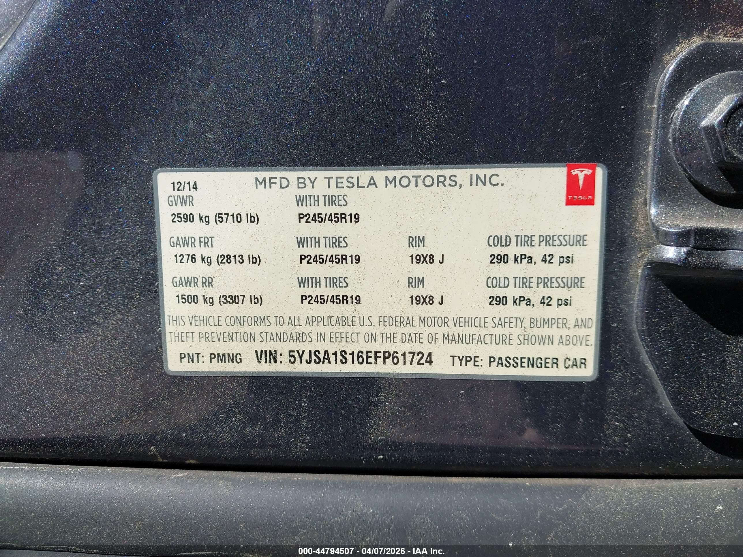 TESLA MODEL image 9