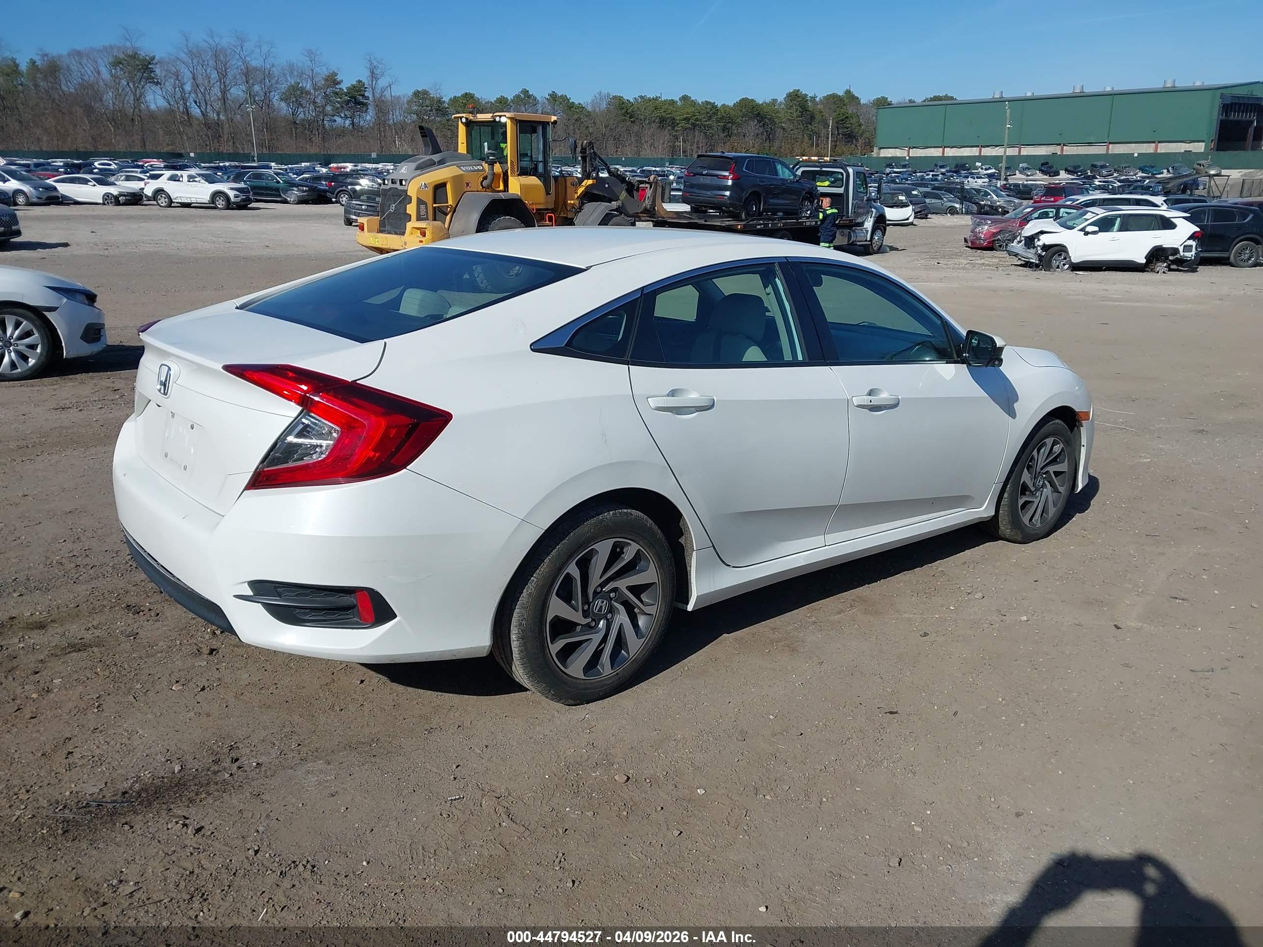 HONDA CIVIC image 4