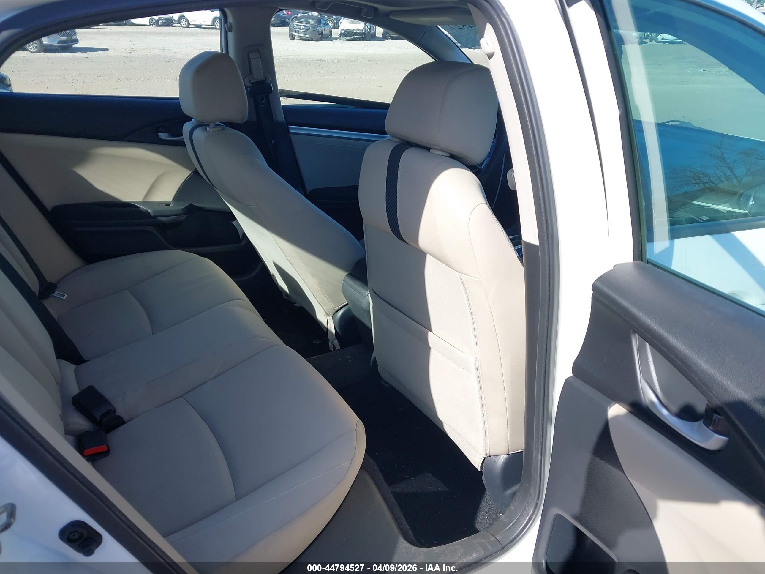 HONDA CIVIC image 8