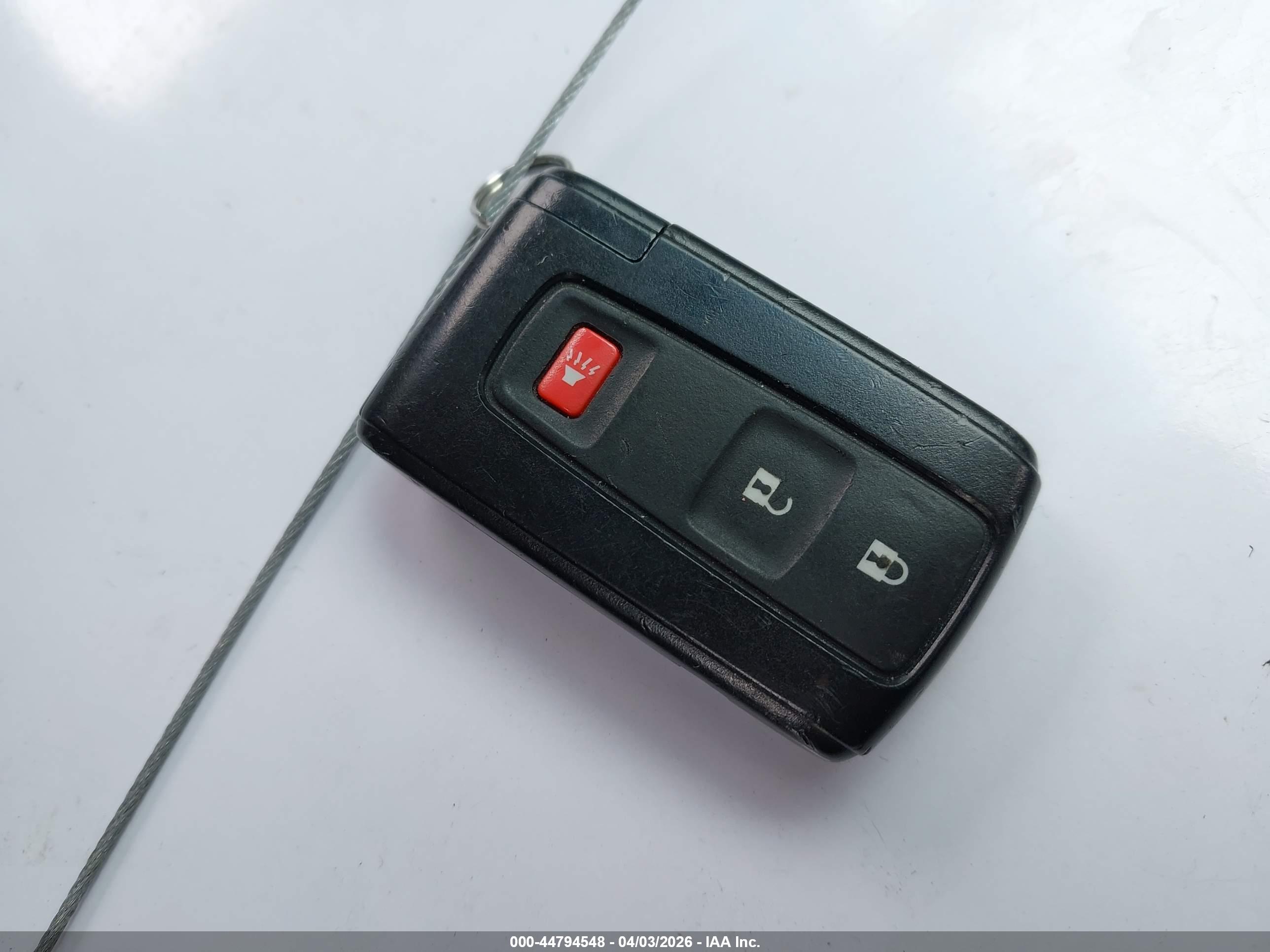 TOYOTA PRIUS image 11