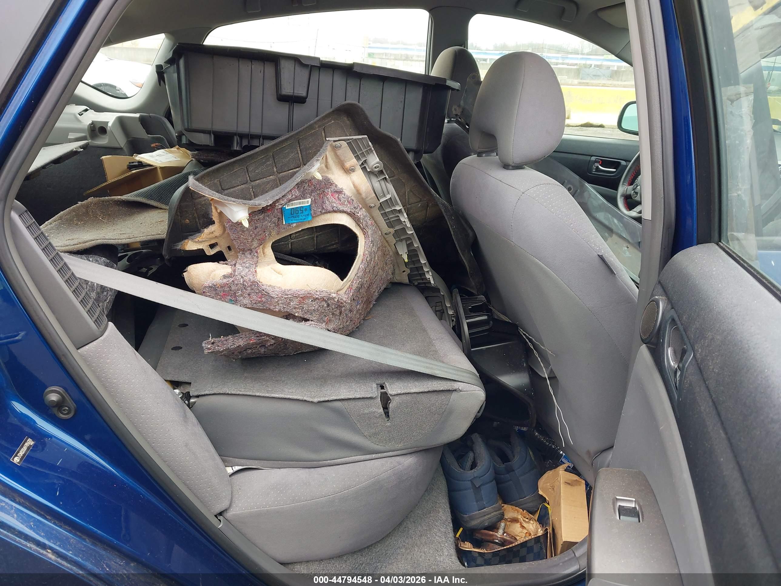TOYOTA PRIUS image 8