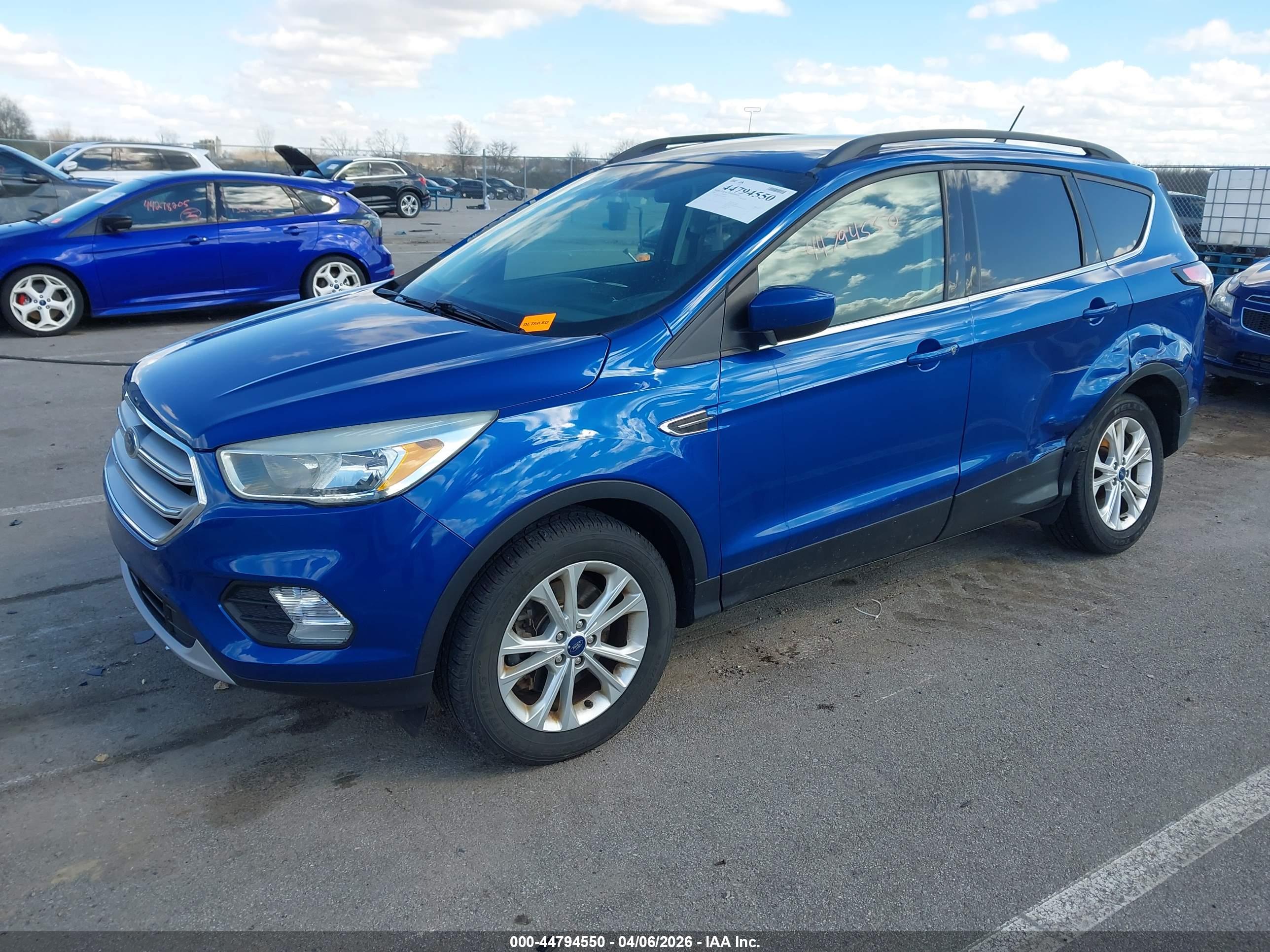 FORD ESCAPE image 2