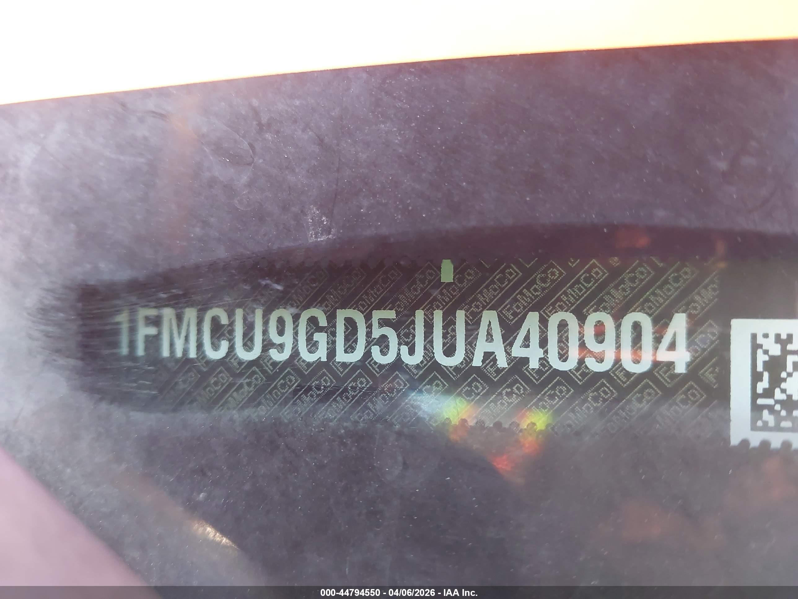 FORD ESCAPE image 9