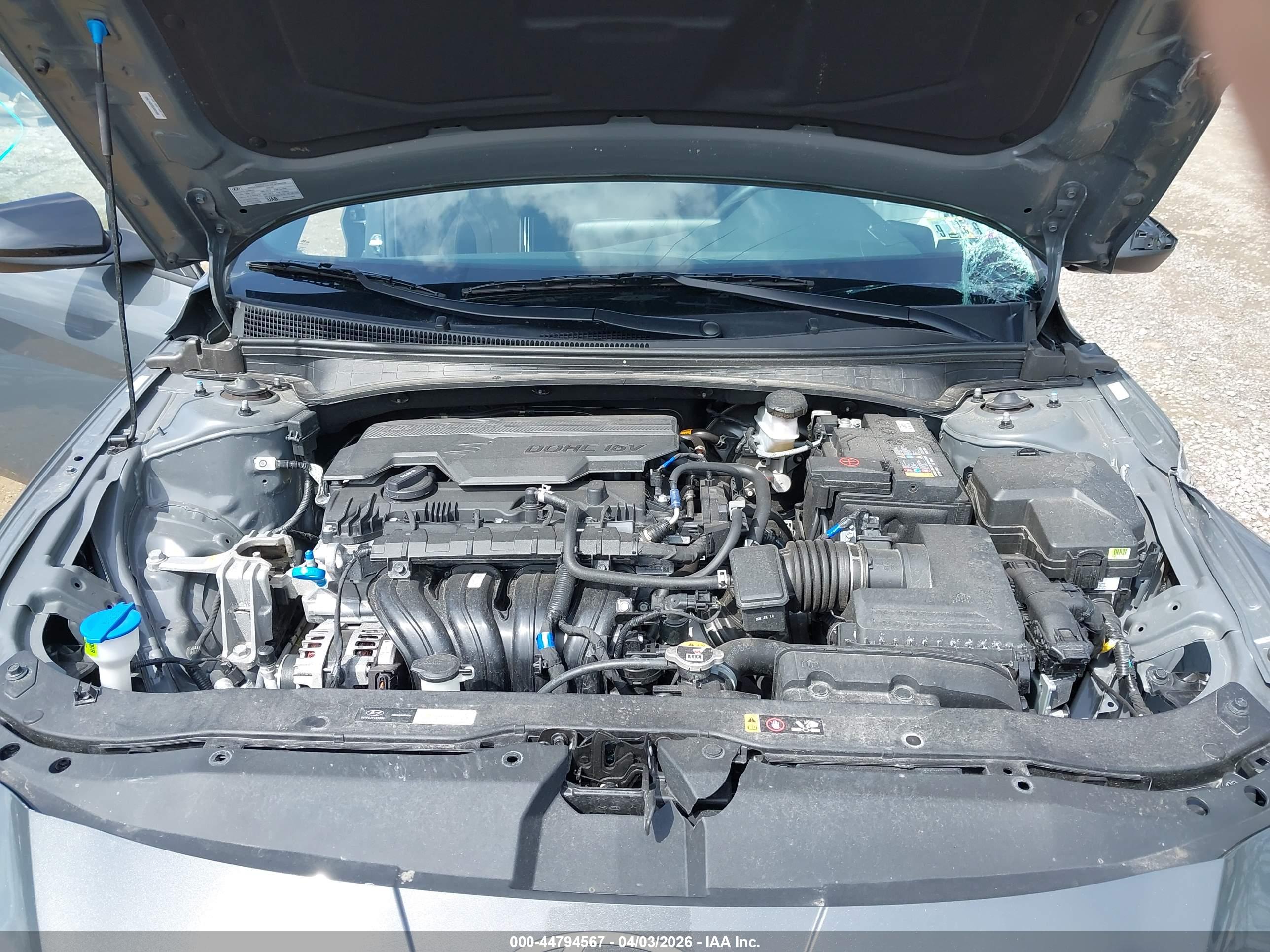 HYUNDAI ELANTRA image 10