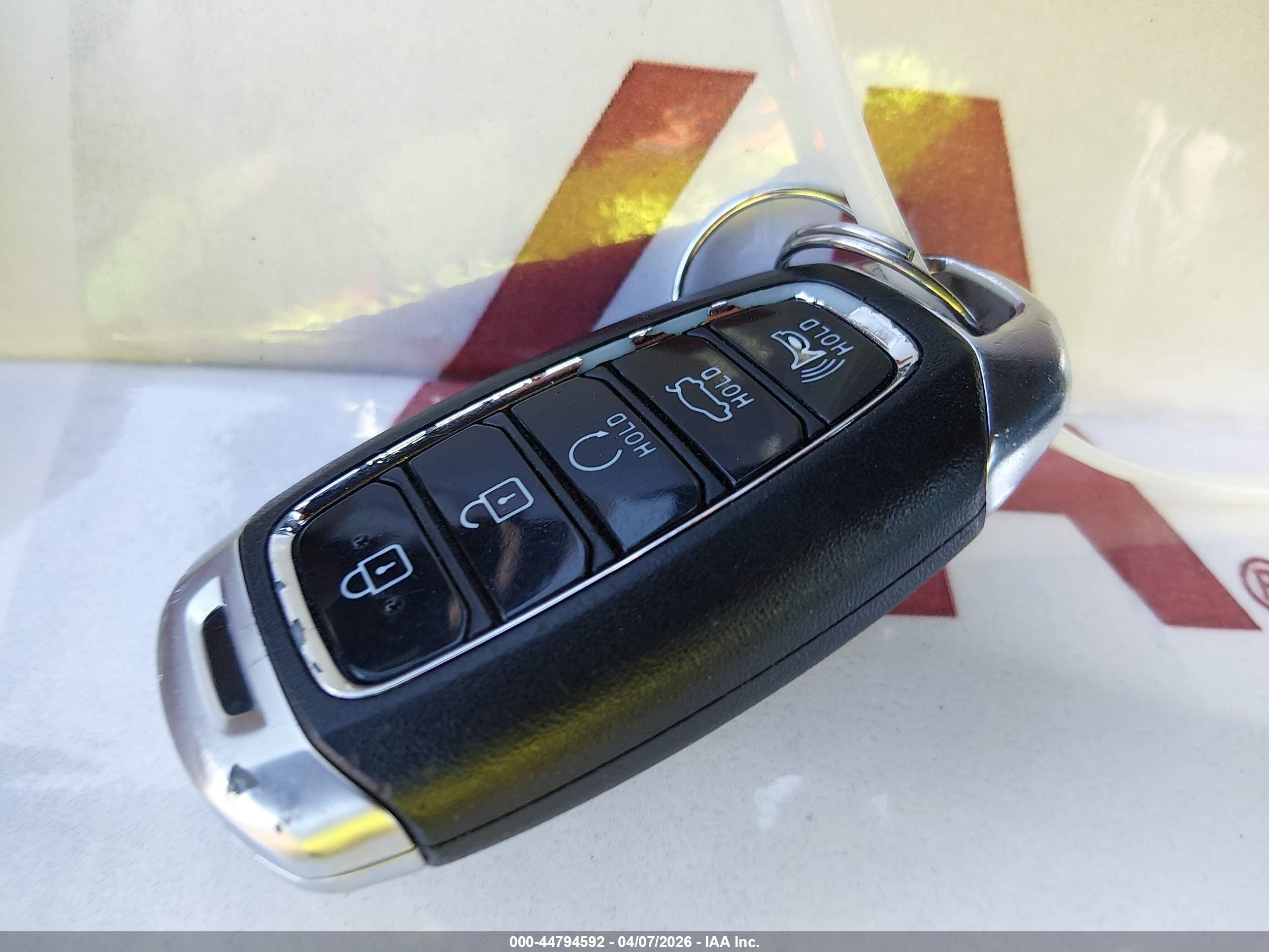 HYUNDAI ELANTRA image 11