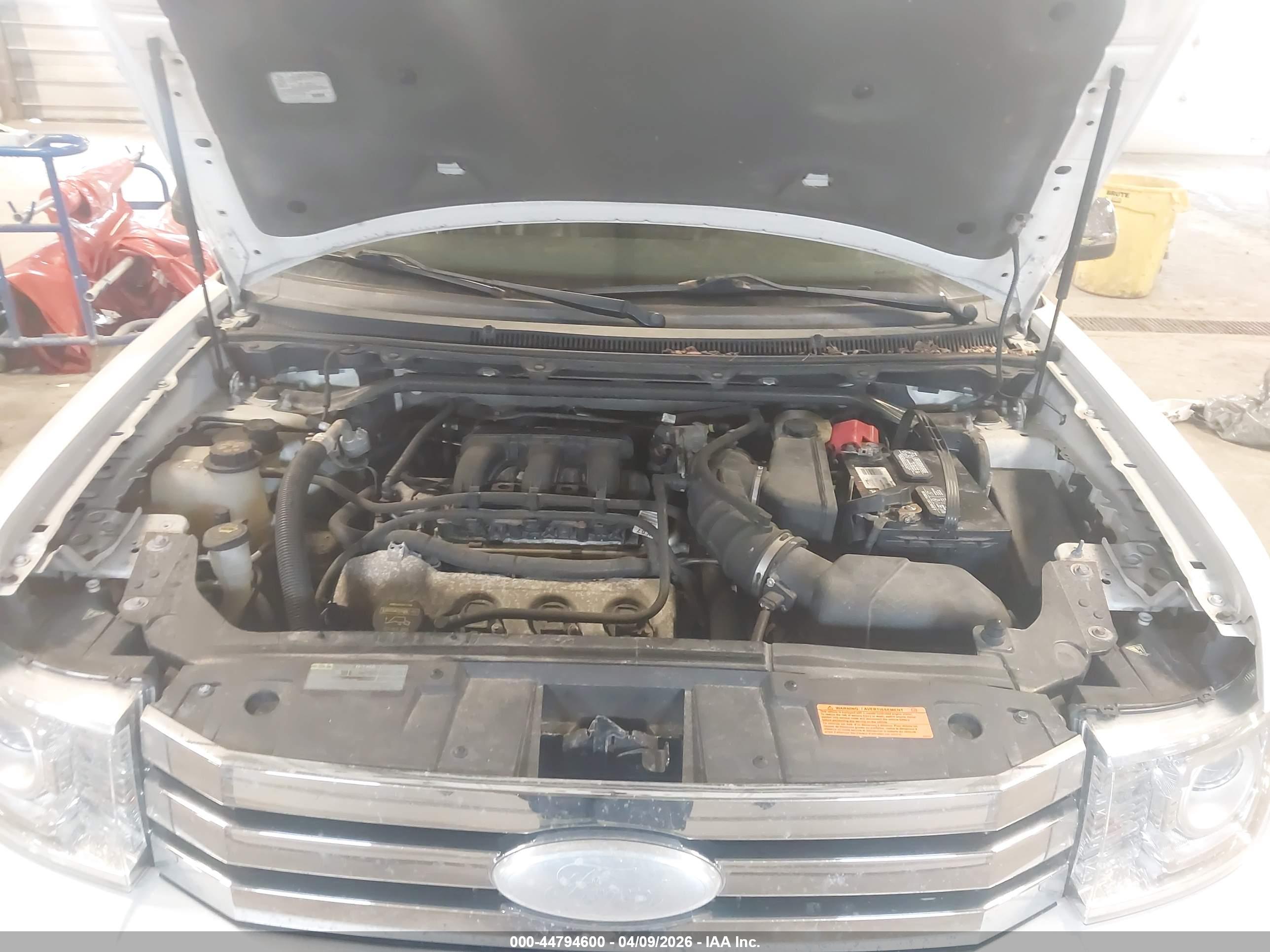 FORD FLEX image 10