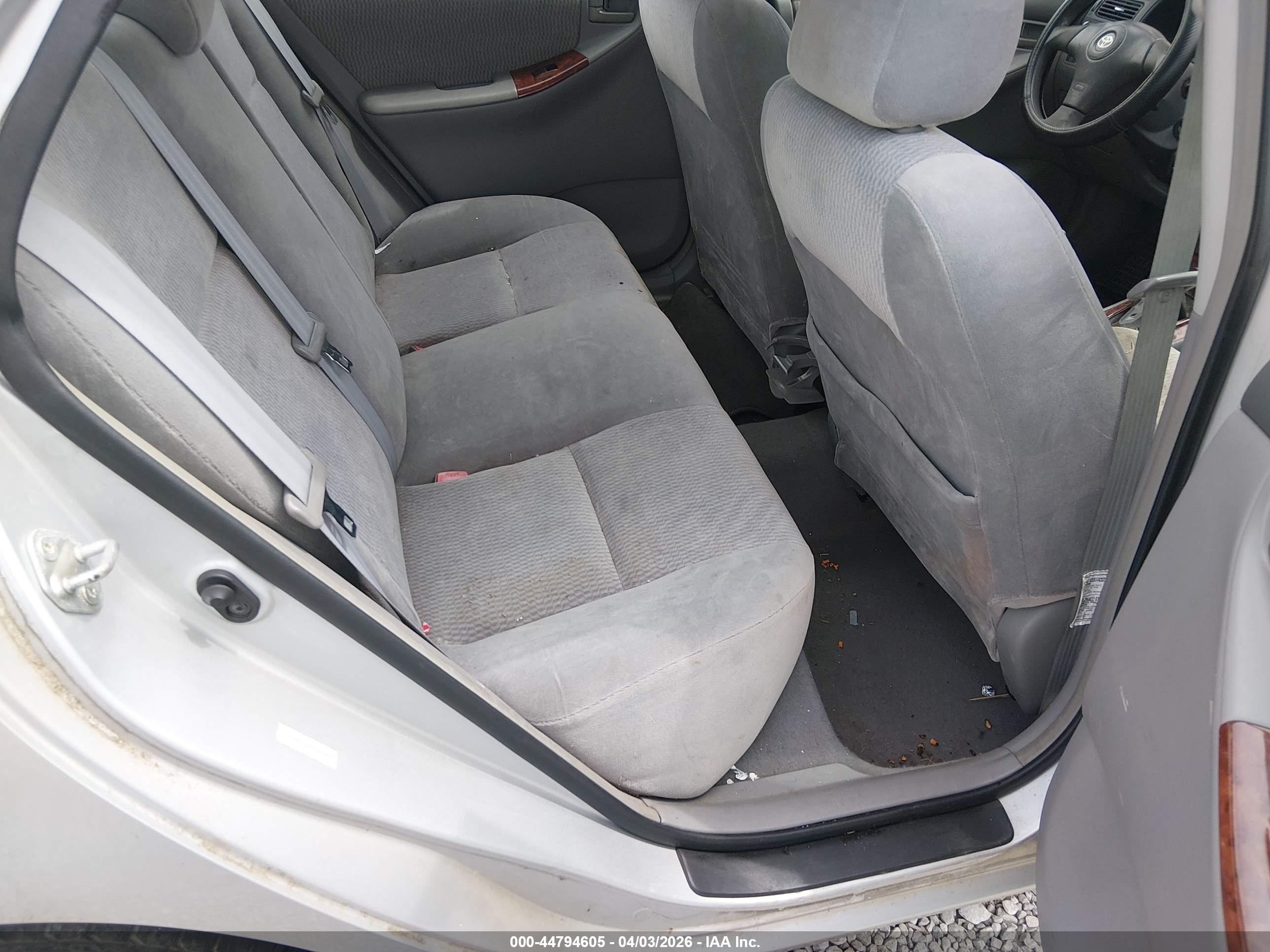 TOYOTA COROLLA image 8