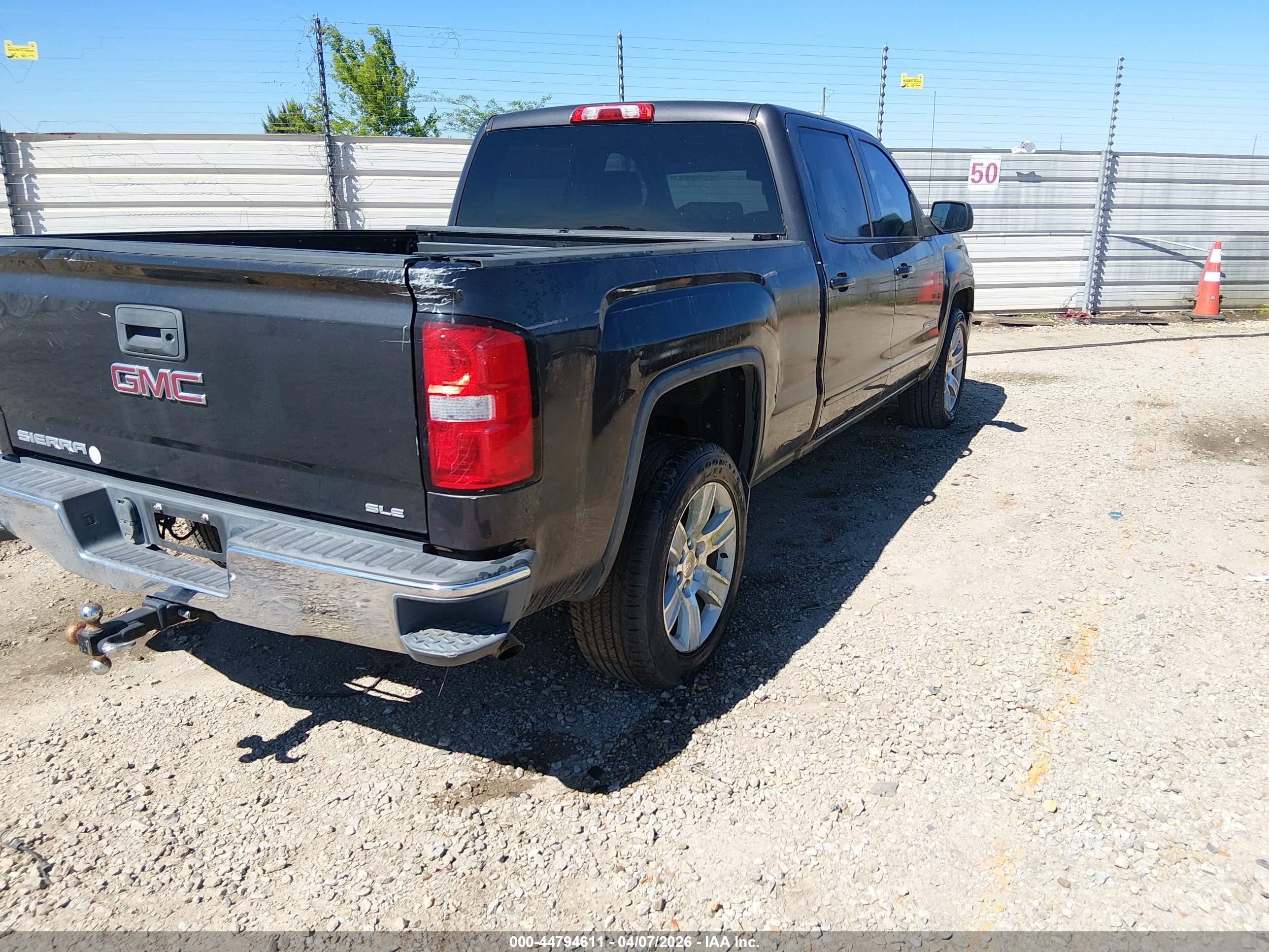 GMC SIERRA image 4