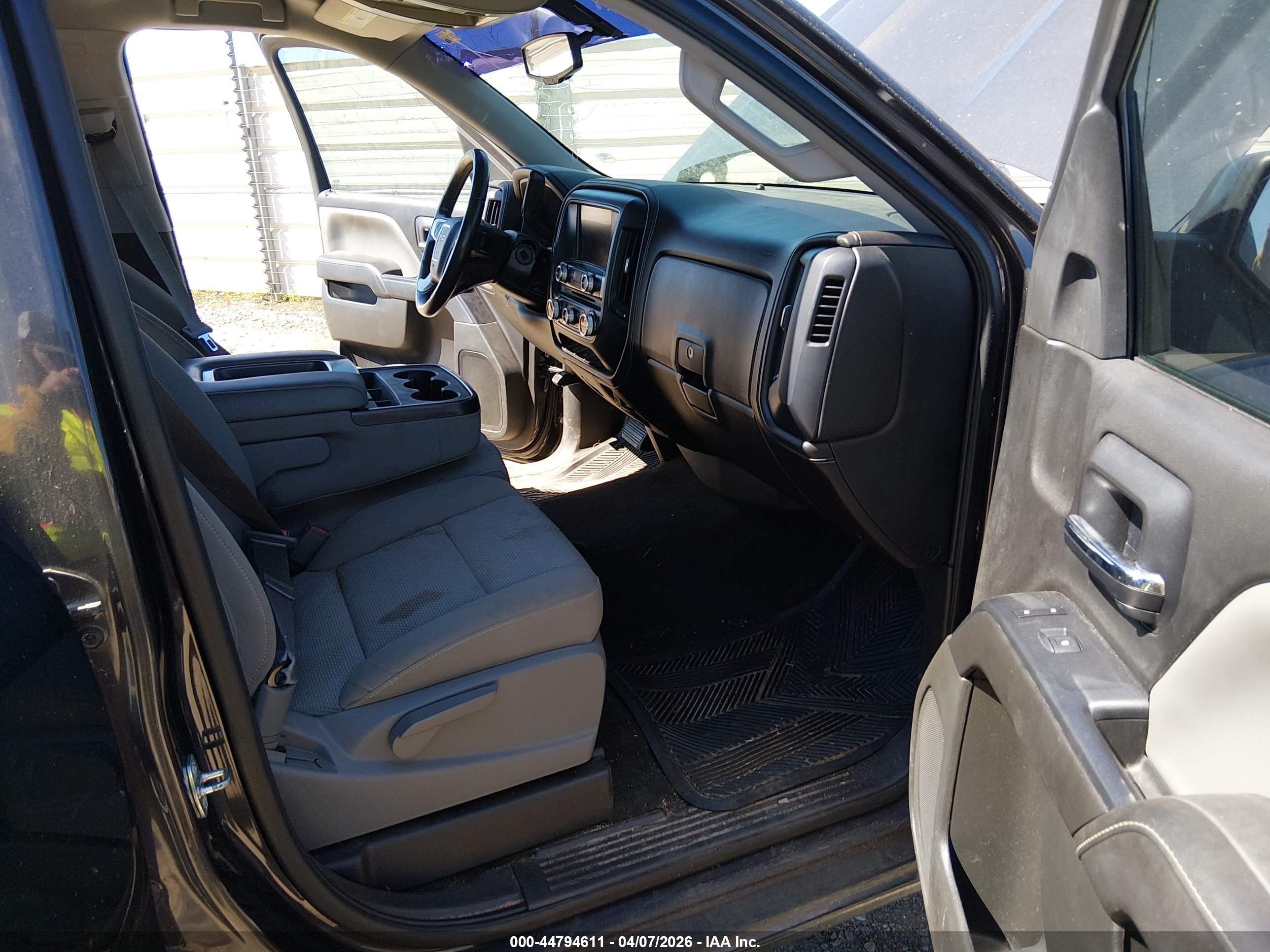 GMC SIERRA image 5