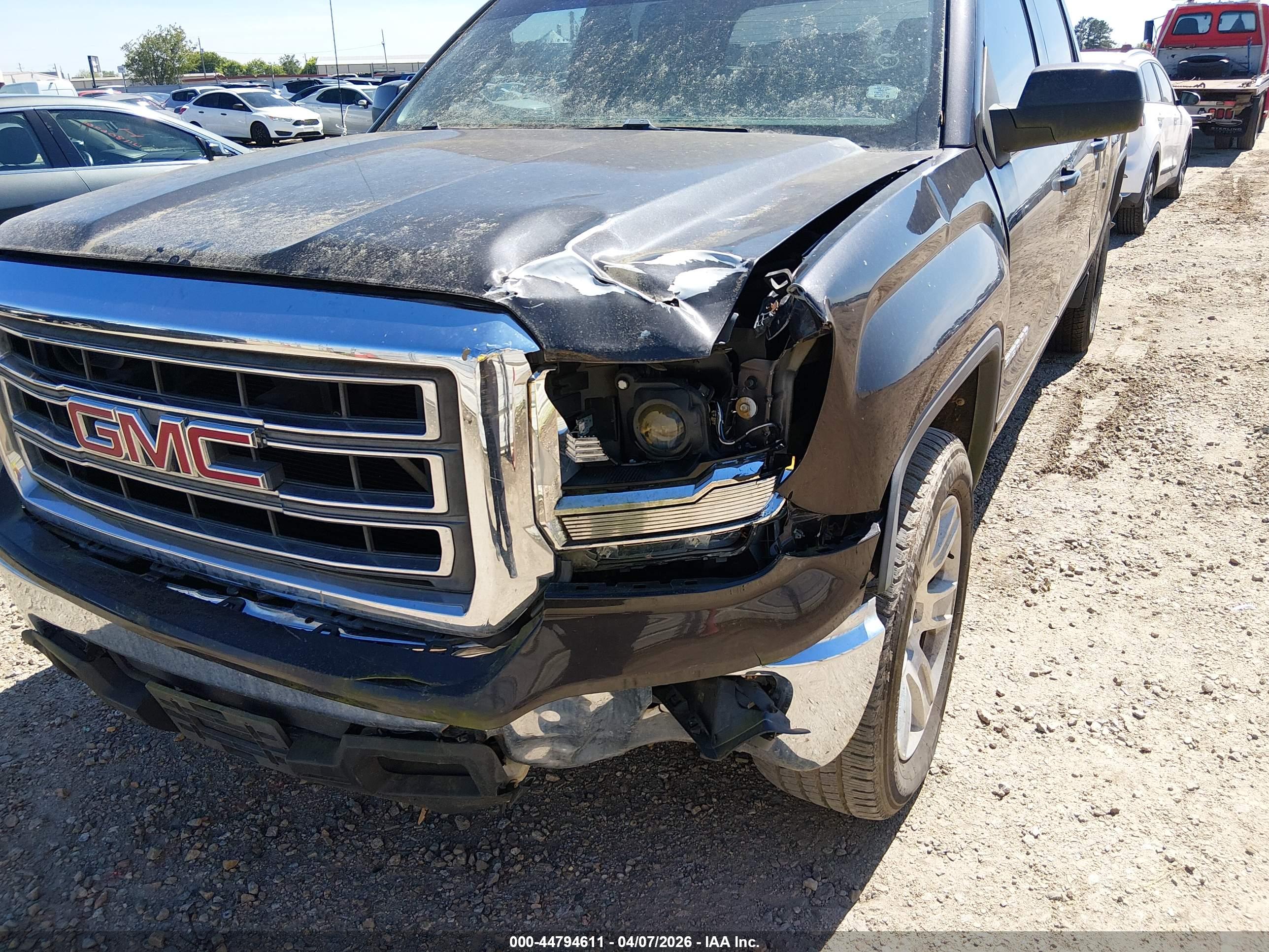 GMC SIERRA image 6