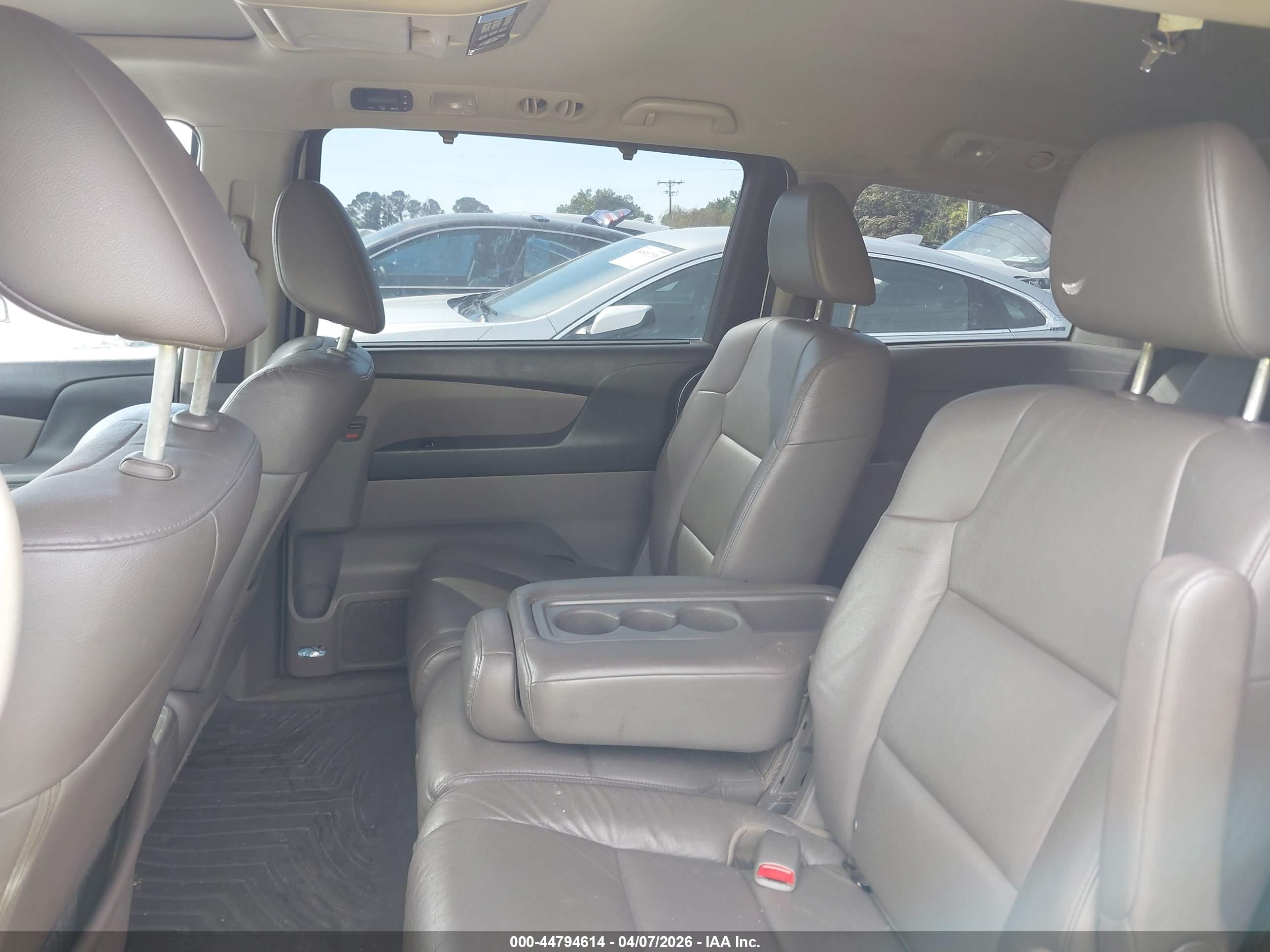 HONDA ODYSSEY image 8