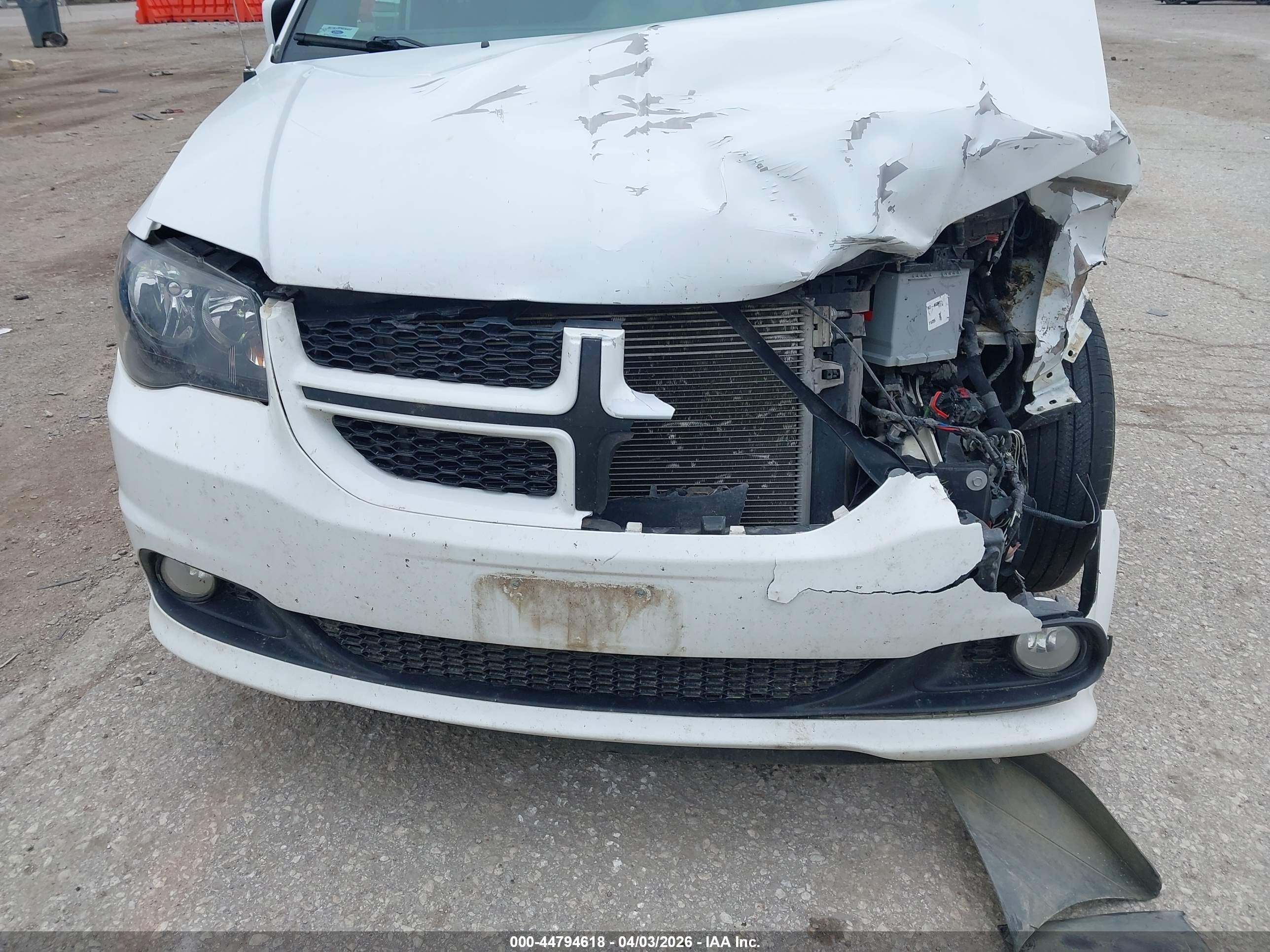DODGE GRAND image 6