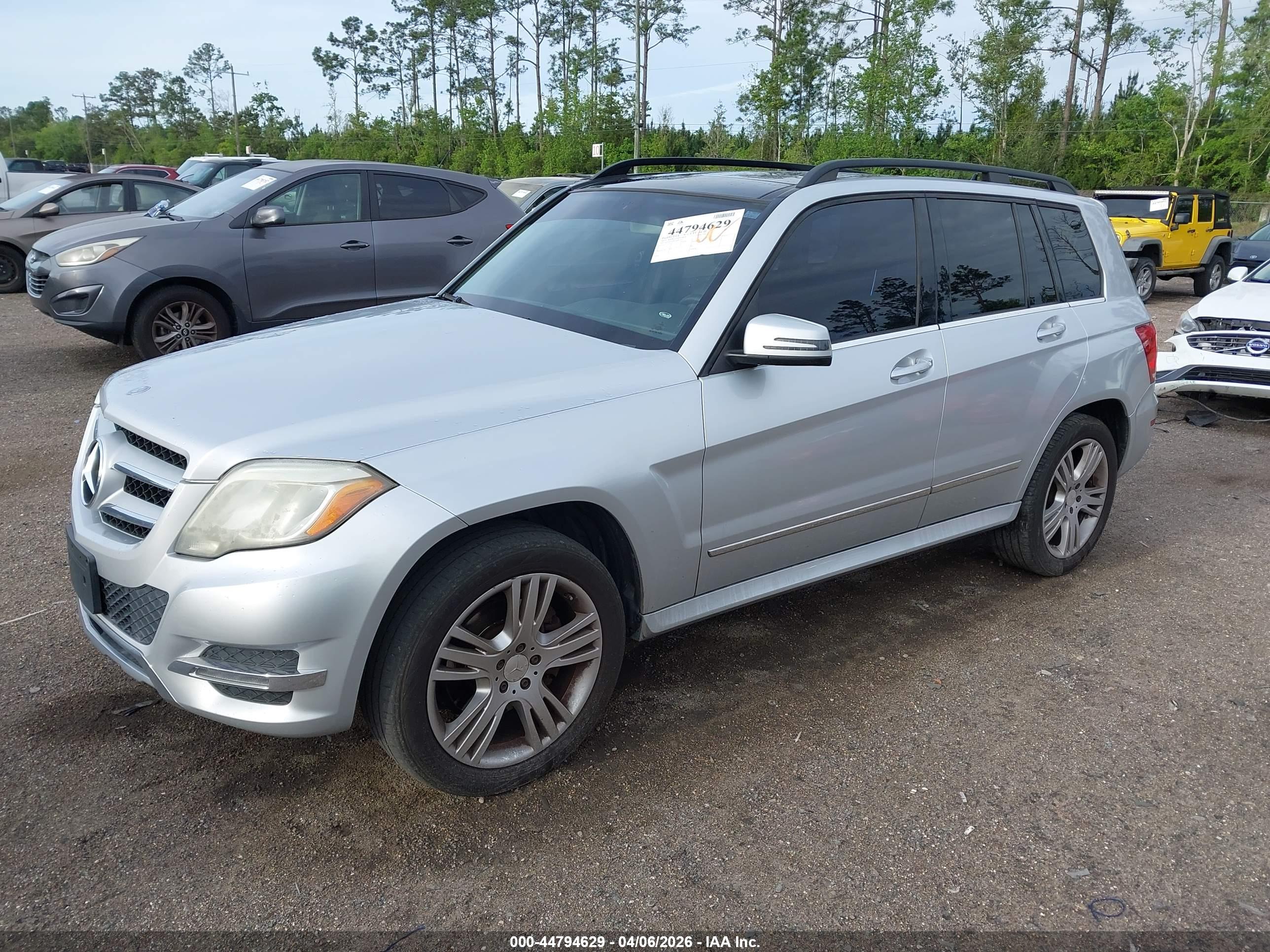 MERCEDES-BENZ GLK image 2