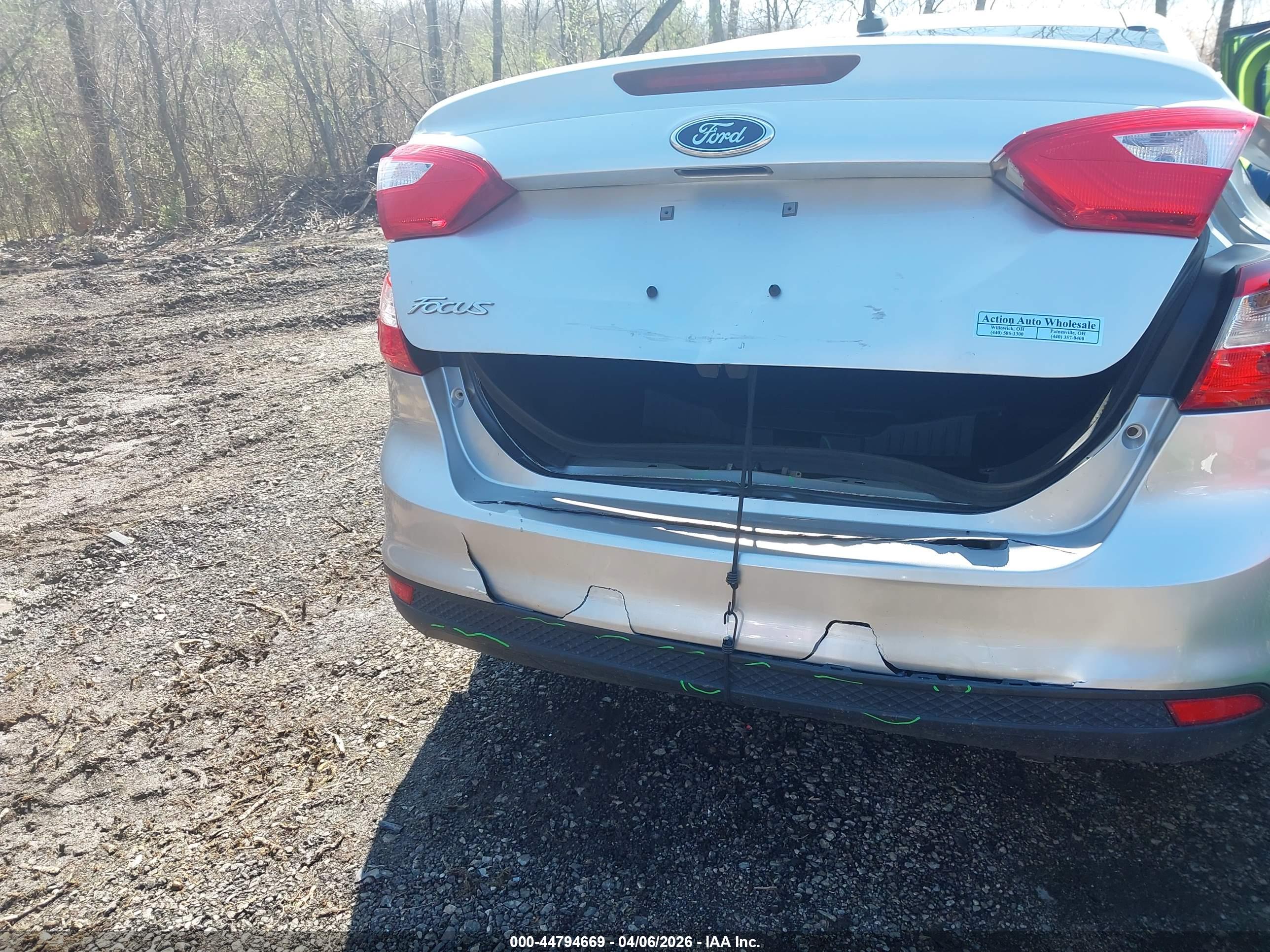 FORD FOCUS image 6