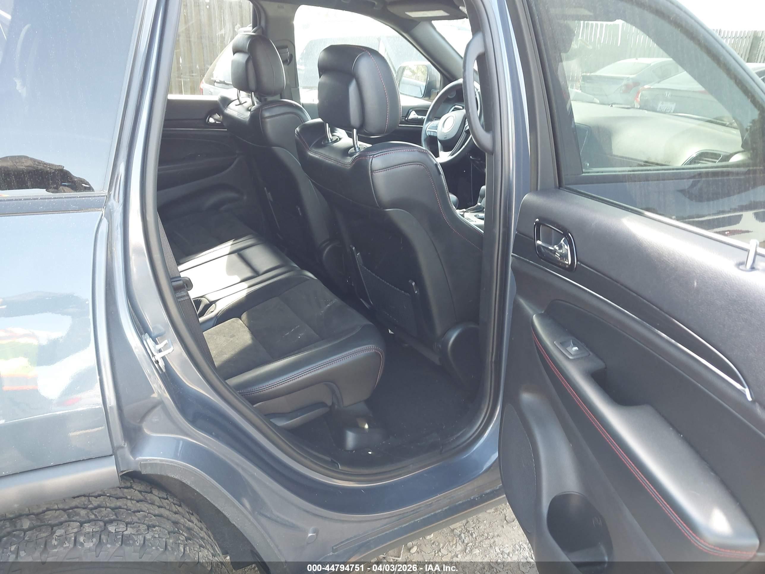 JEEP GRAND image 8