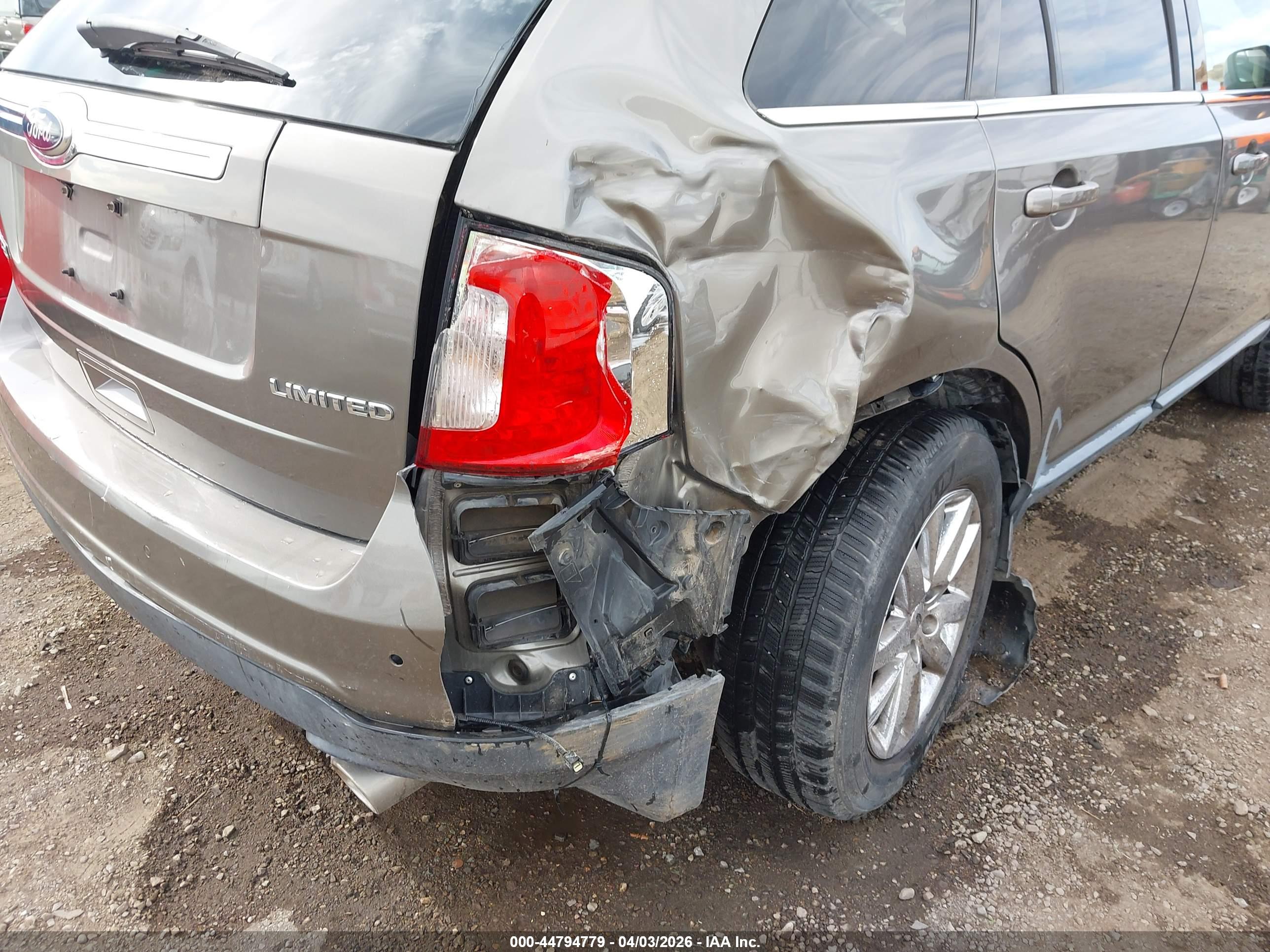FORD EDGE image 6