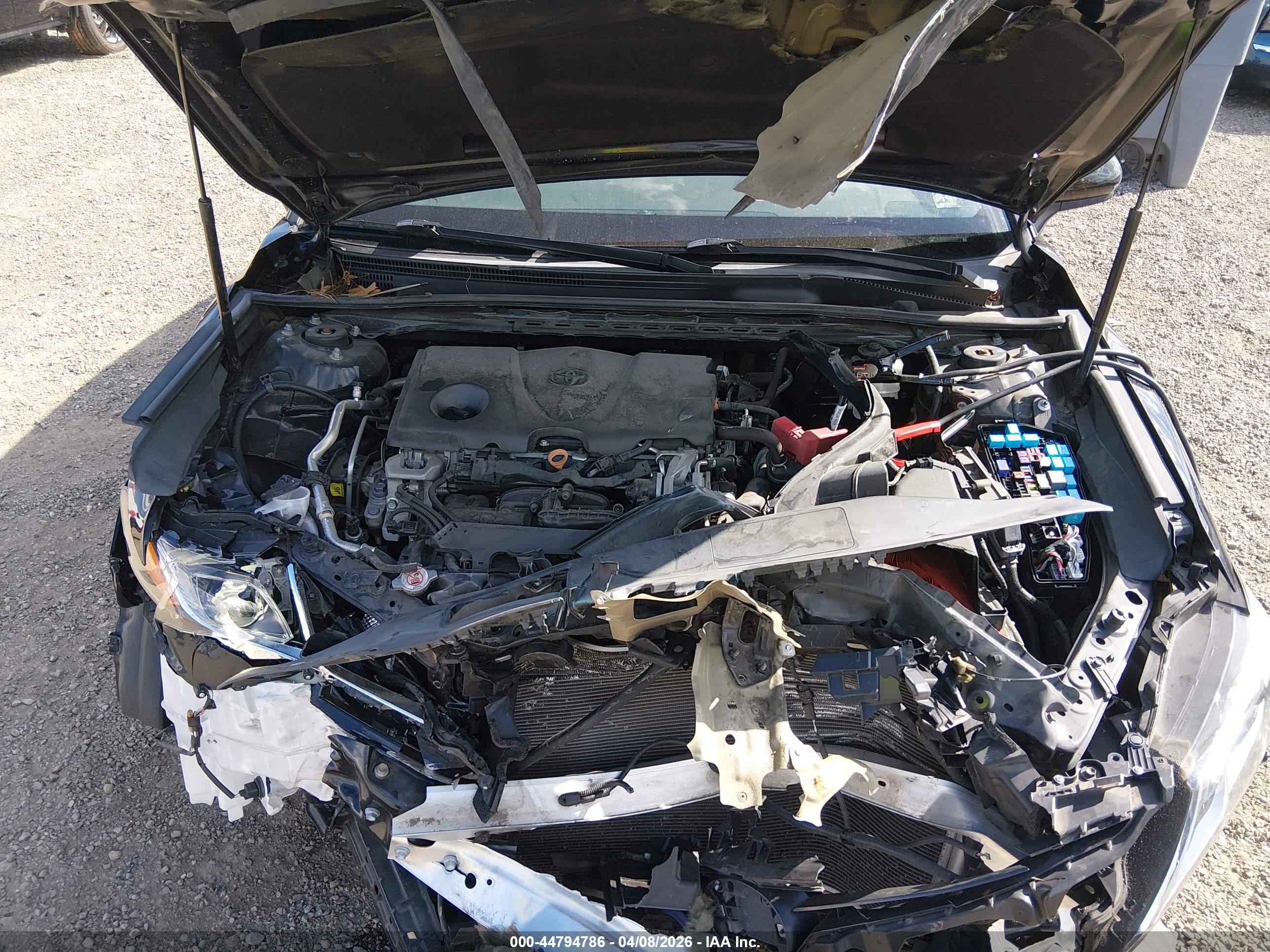 TOYOTA CAMRY image 10