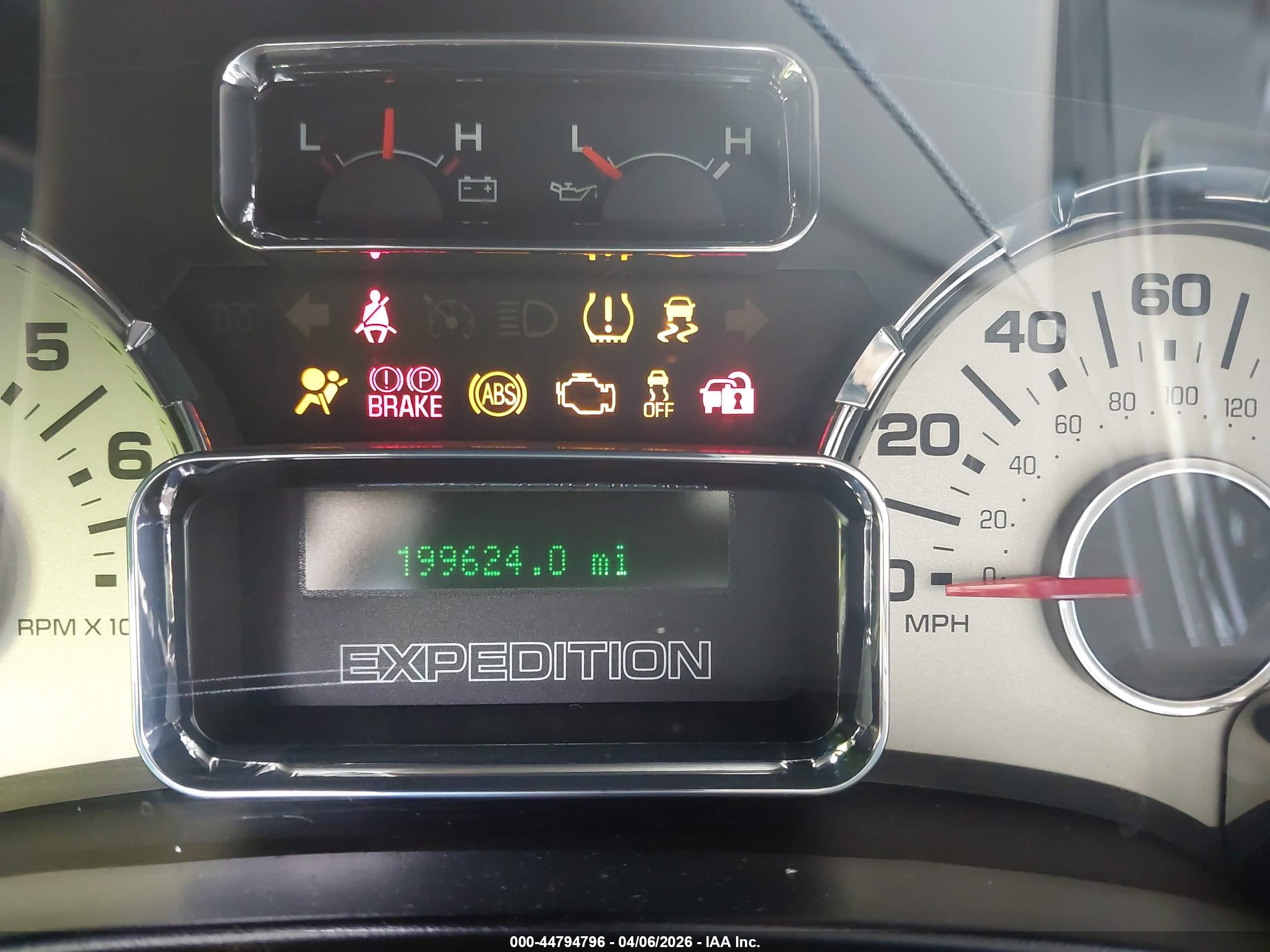 FORD EXPEDITION image 7