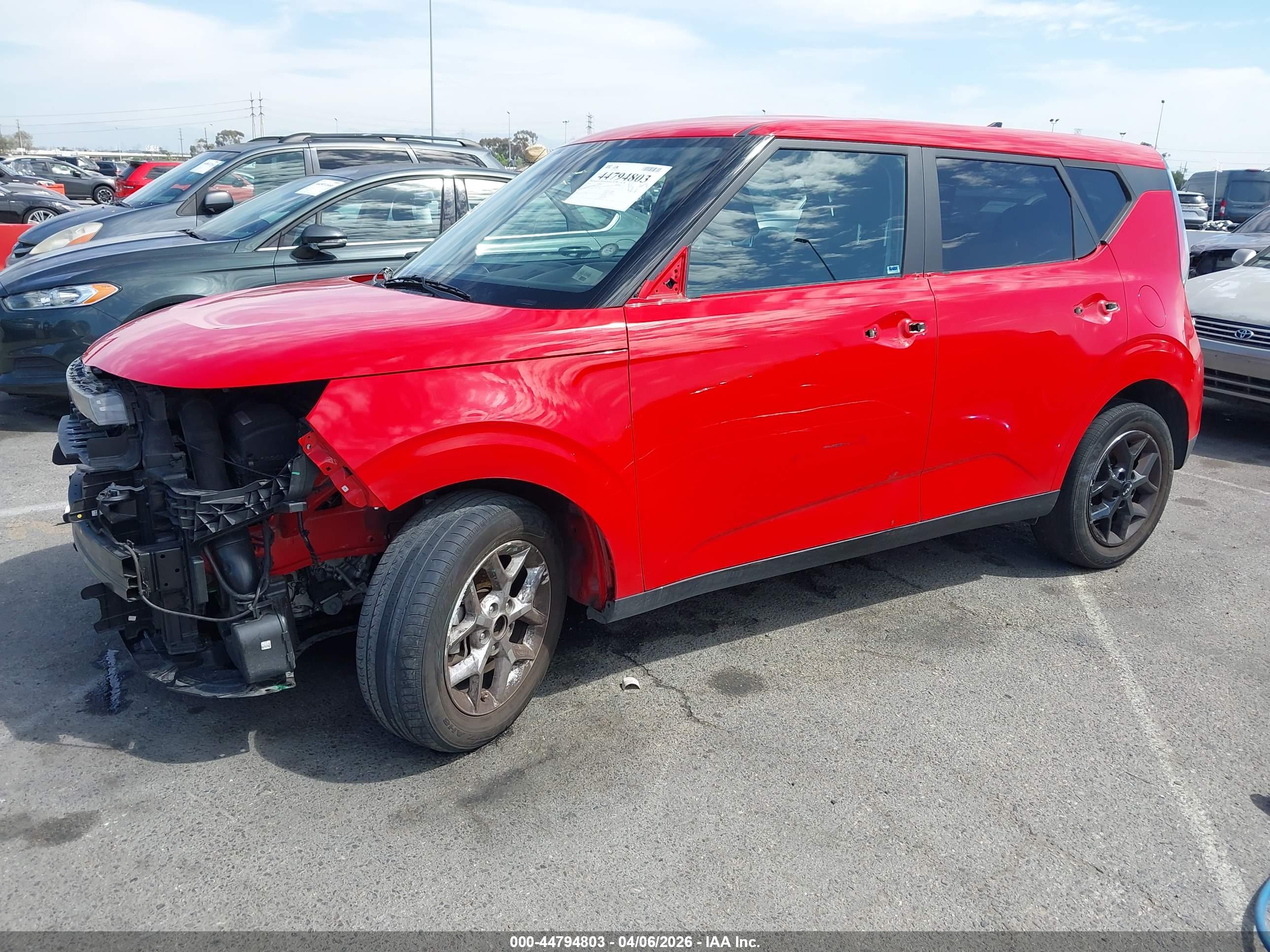 KIA SOUL image 2
