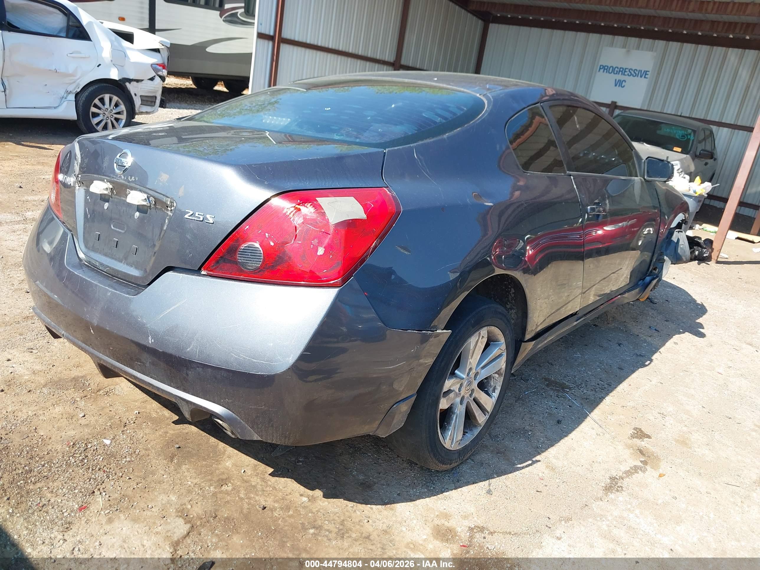 NISSAN ALTIMA image 4