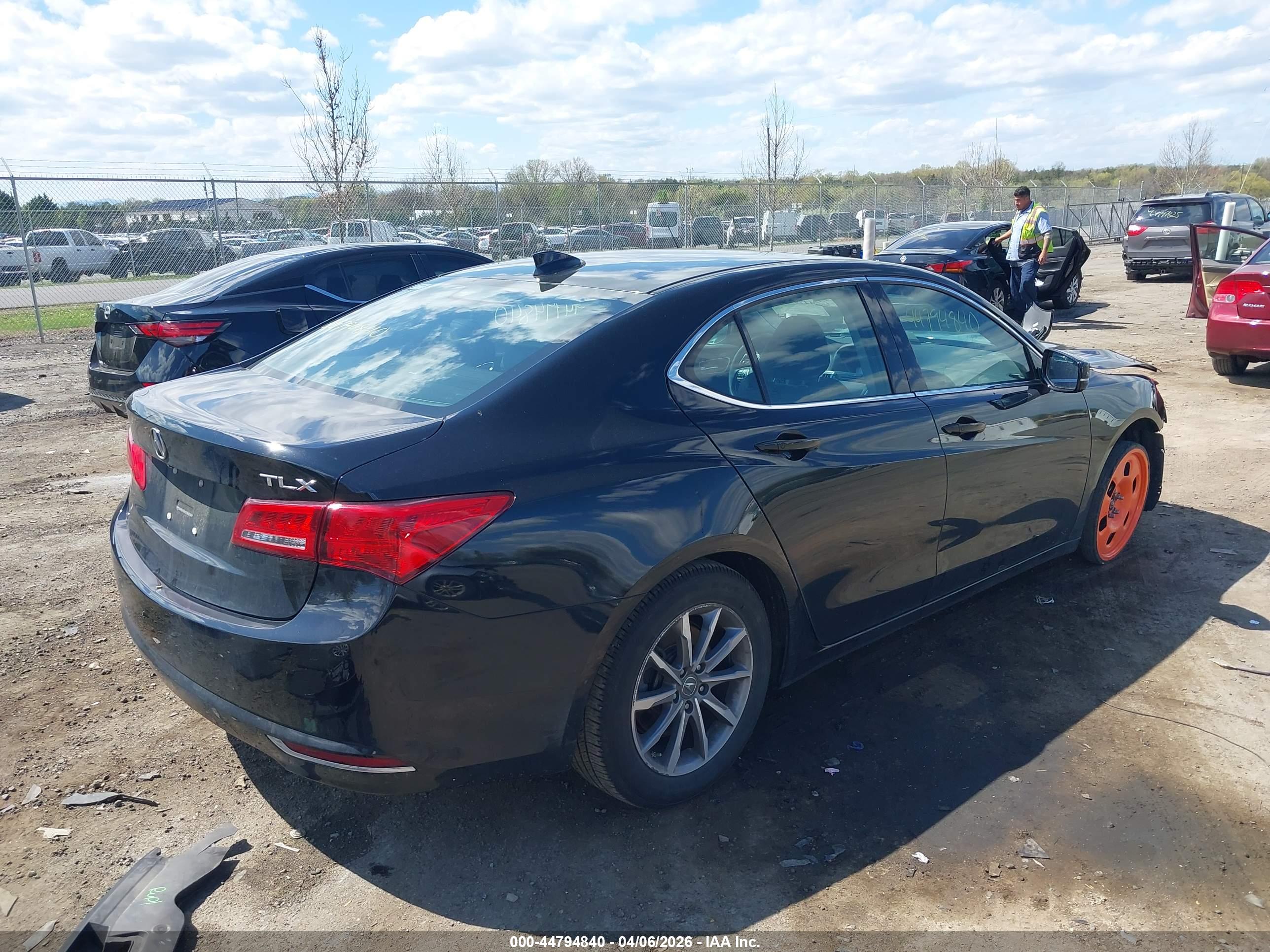 ACURA TLX image 4