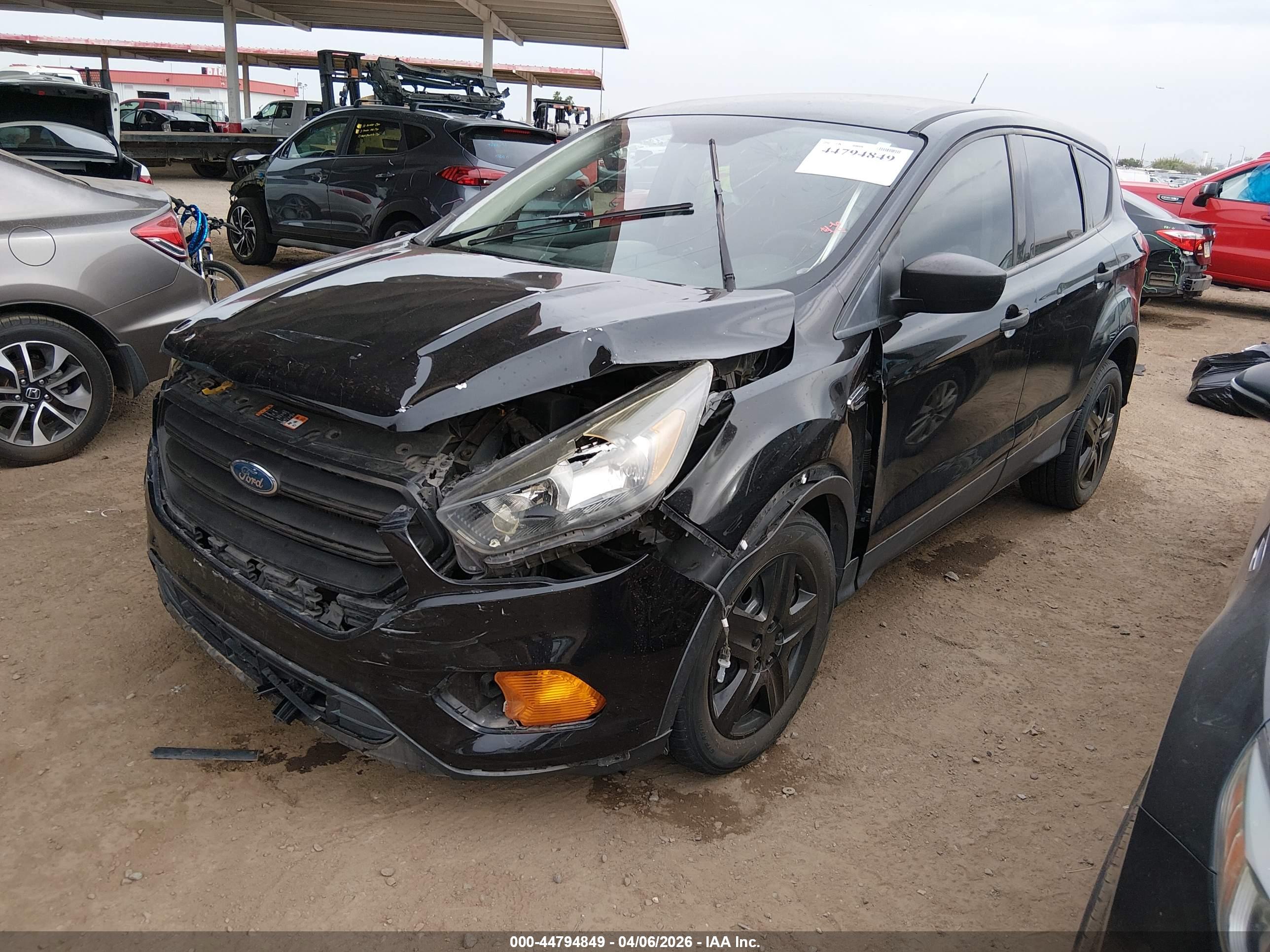 FORD ESCAPE image 2