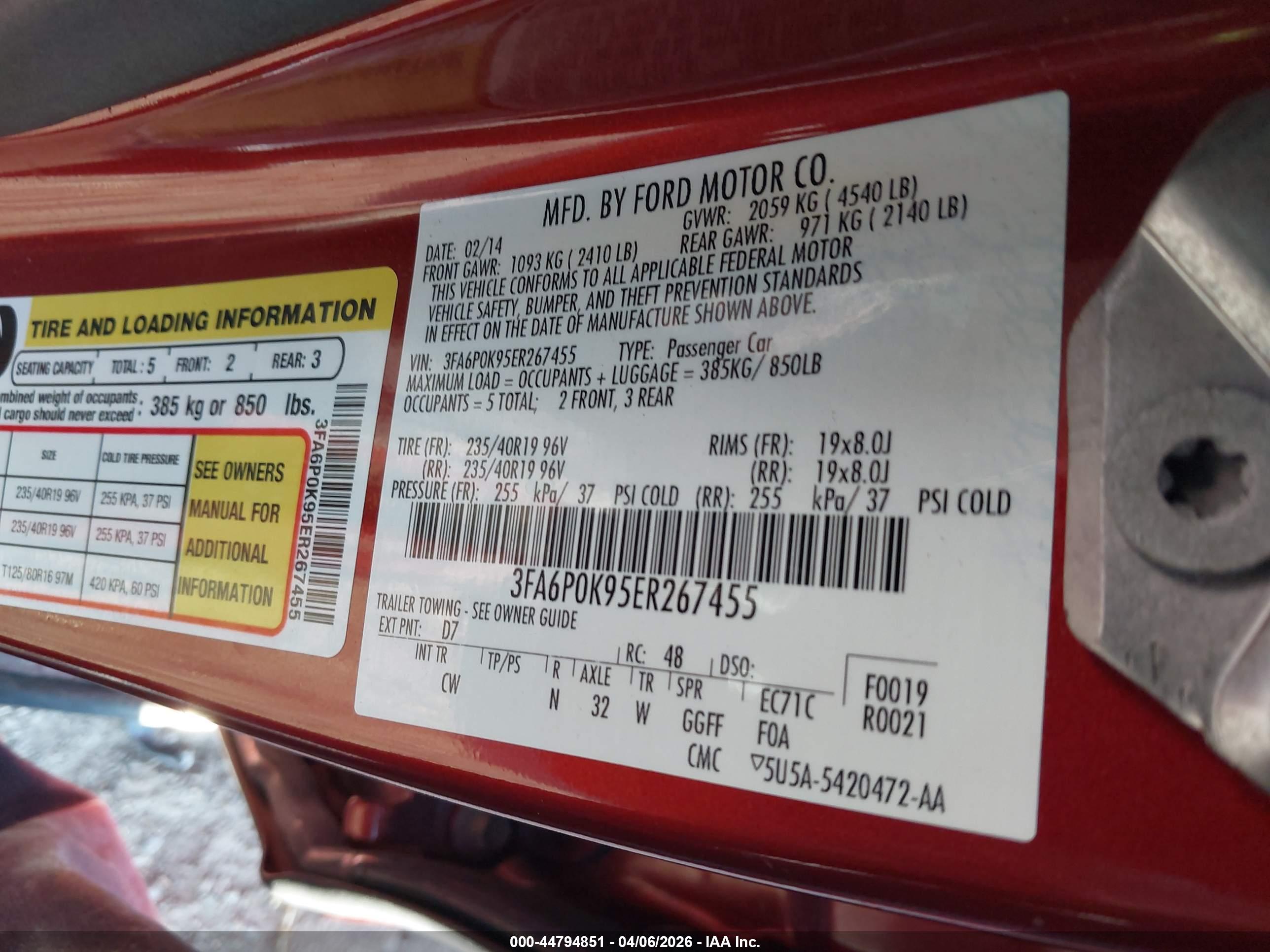 FORD FUSION image 9