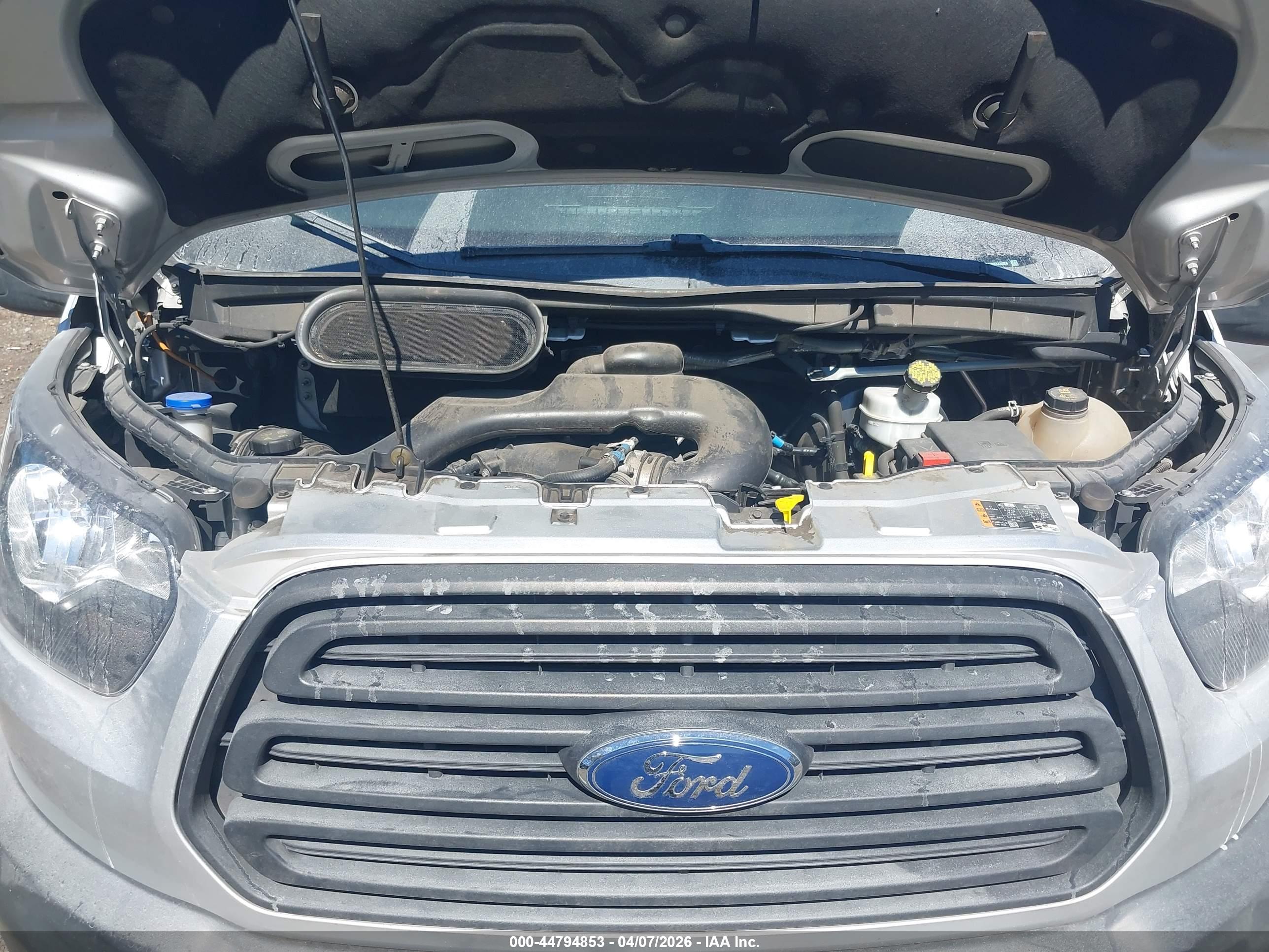 FORD TRANSIT-350 image 10
