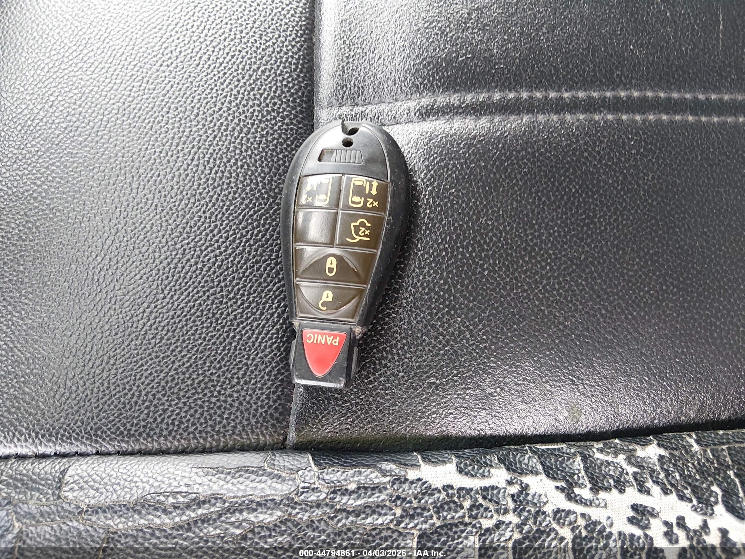 CHRYSLER TOWN image 11
