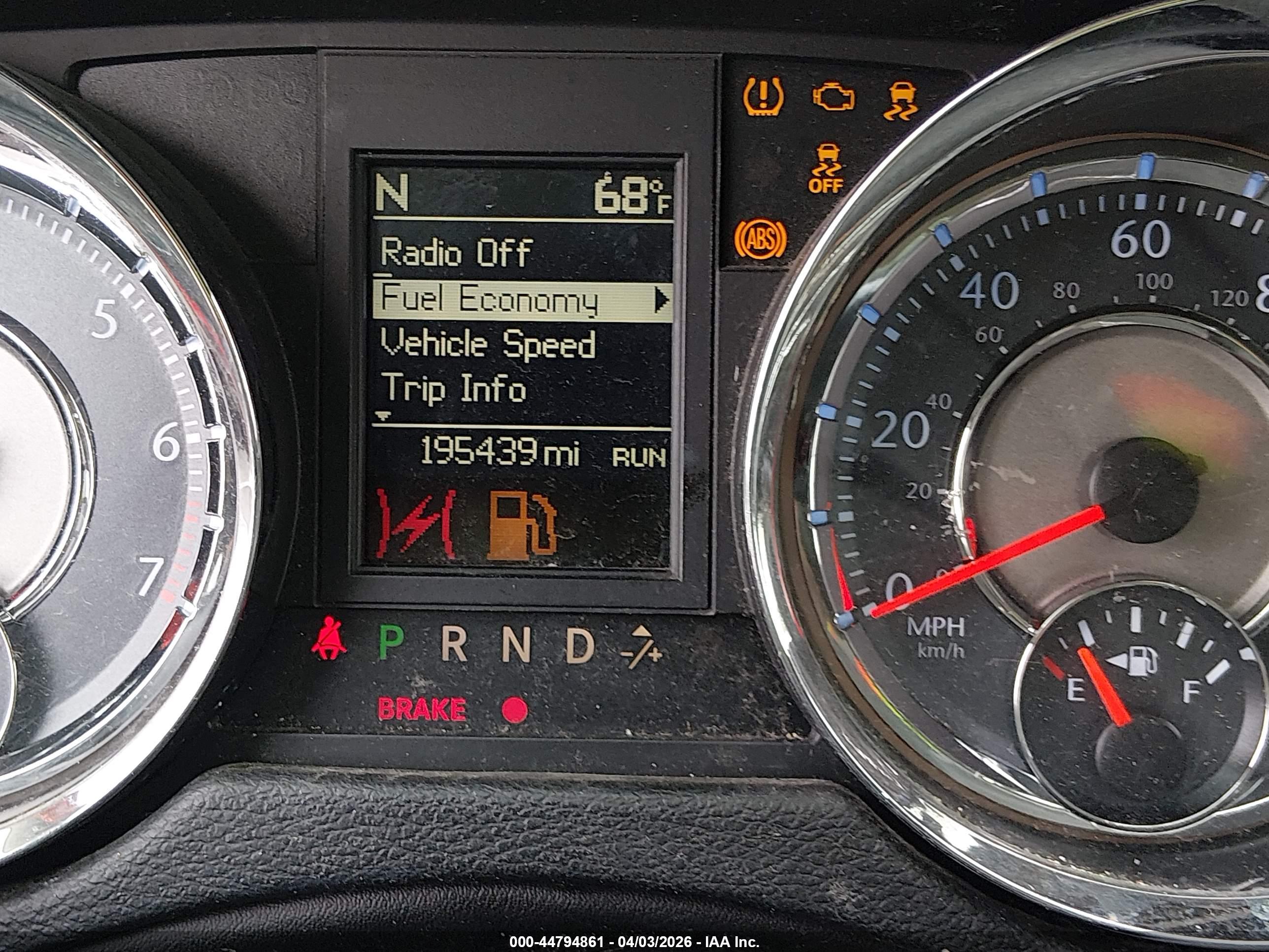 CHRYSLER TOWN image 7
