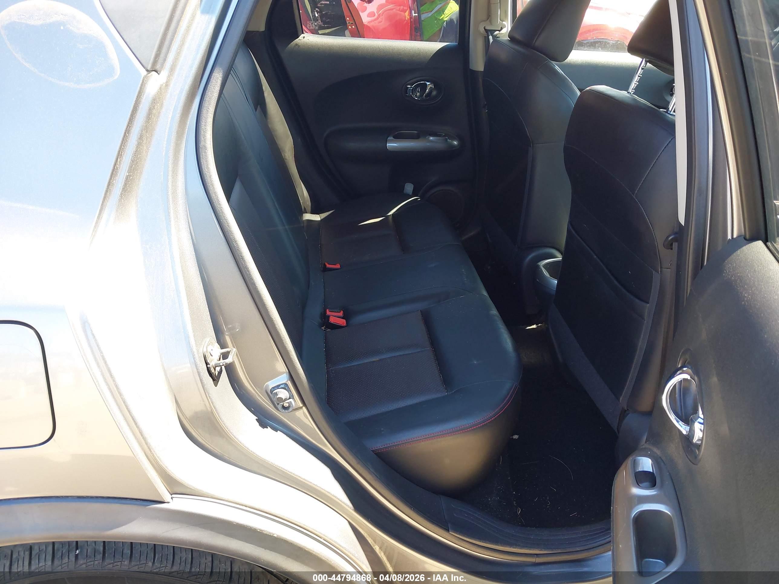NISSAN JUKE image 8