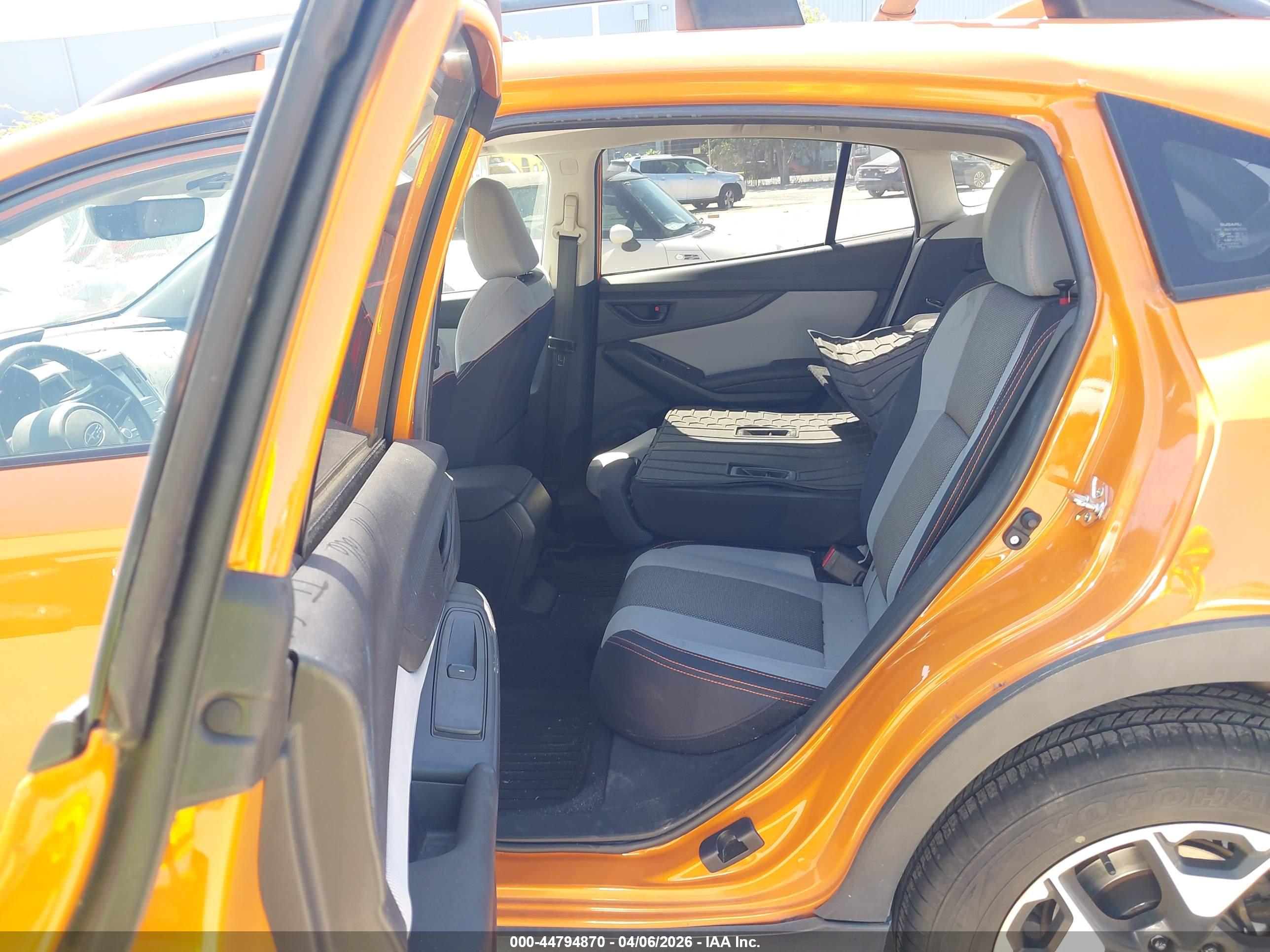 SUBARU CROSSTREK image 8