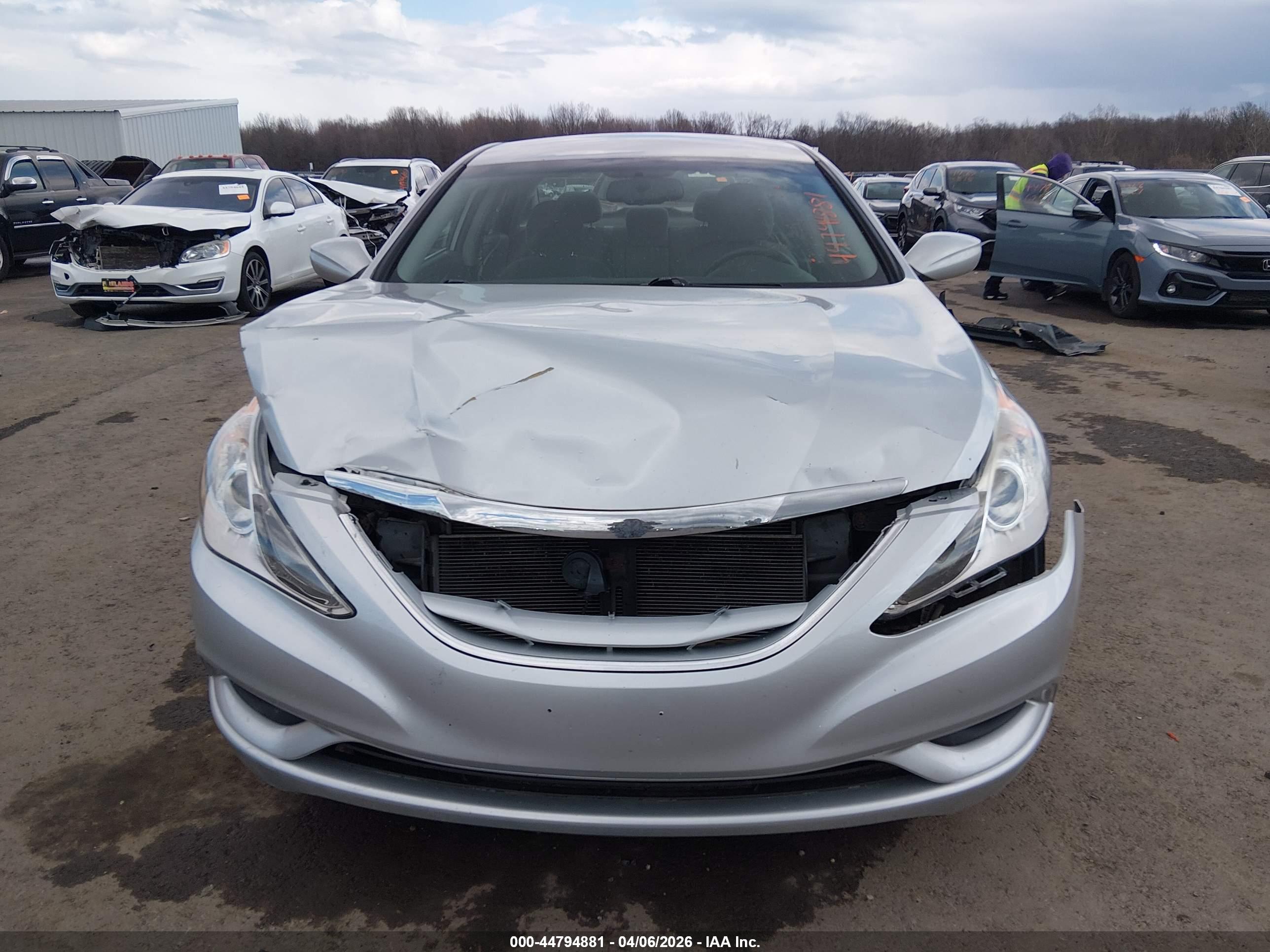 HYUNDAI SONATA image 6