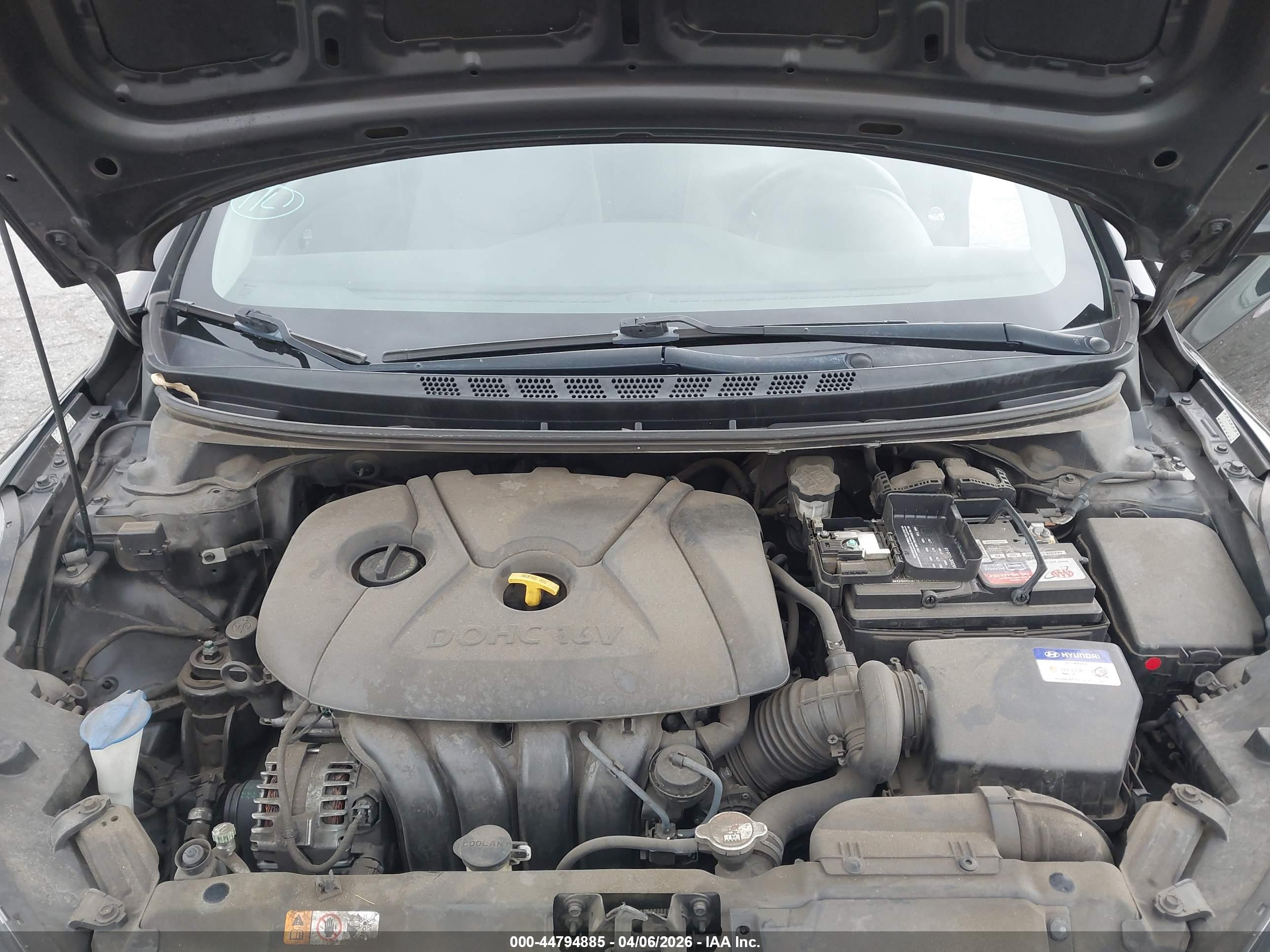 HYUNDAI ELANTRA image 10