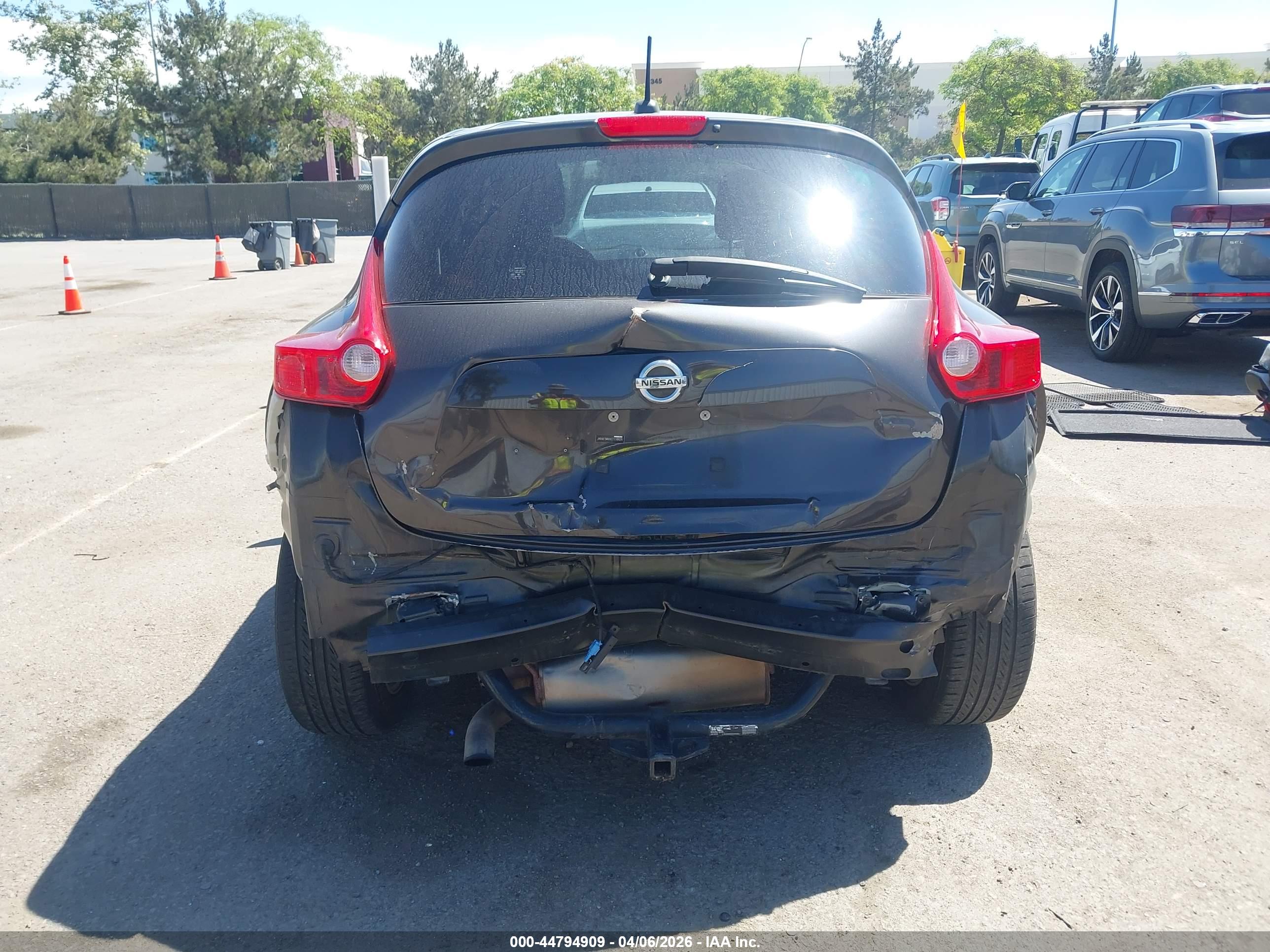 NISSAN JUKE image 6
