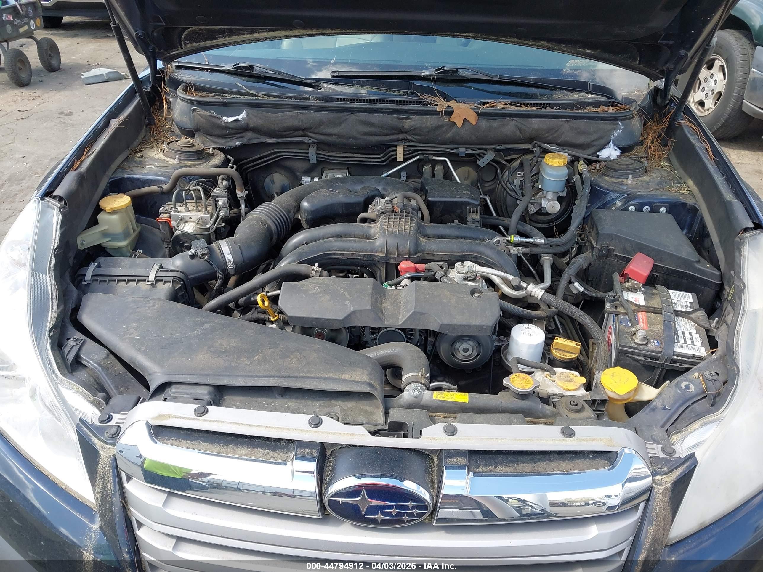 SUBARU OUTBACK image 10