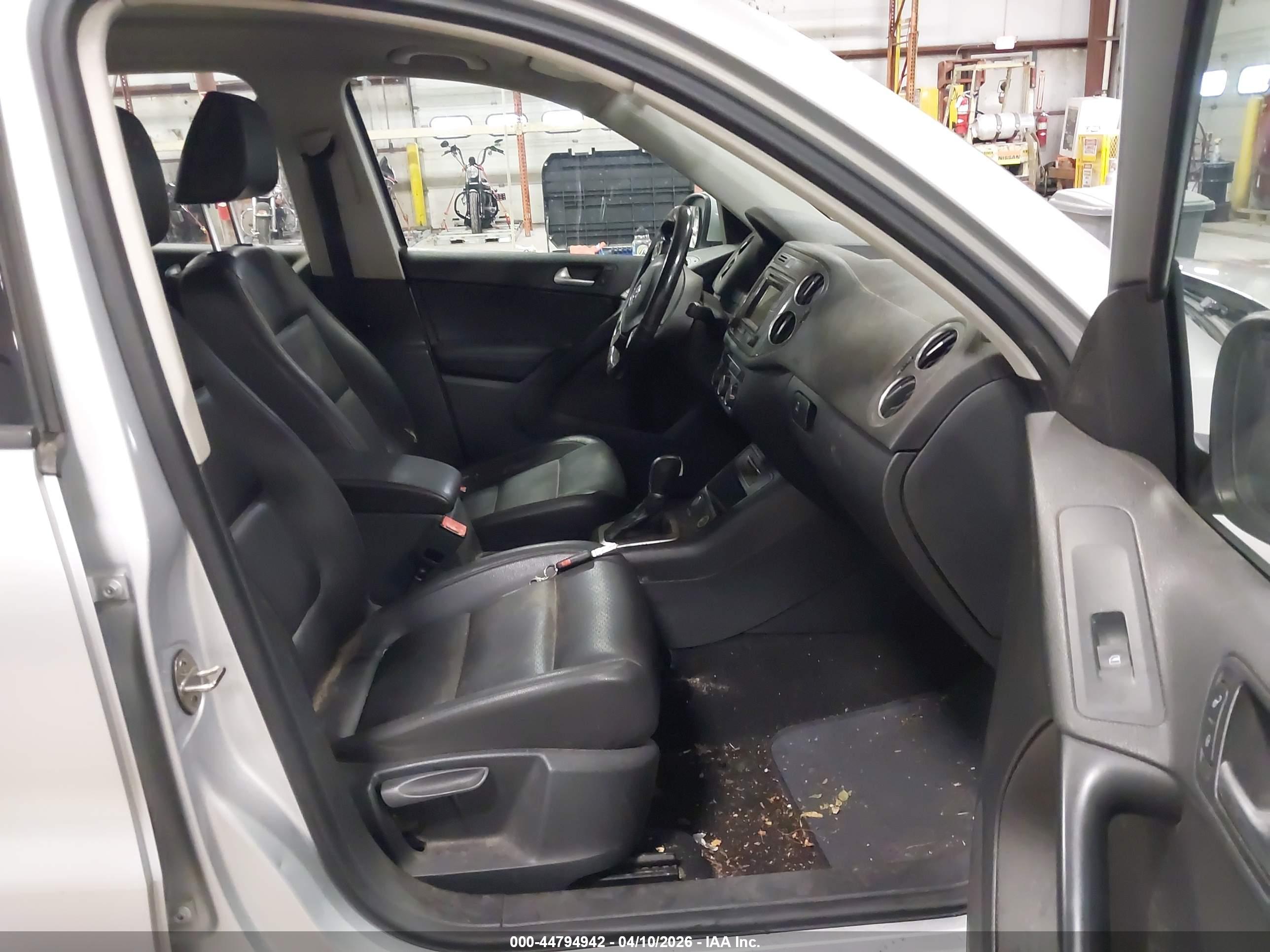 VOLKSWAGEN TIGUAN image 5