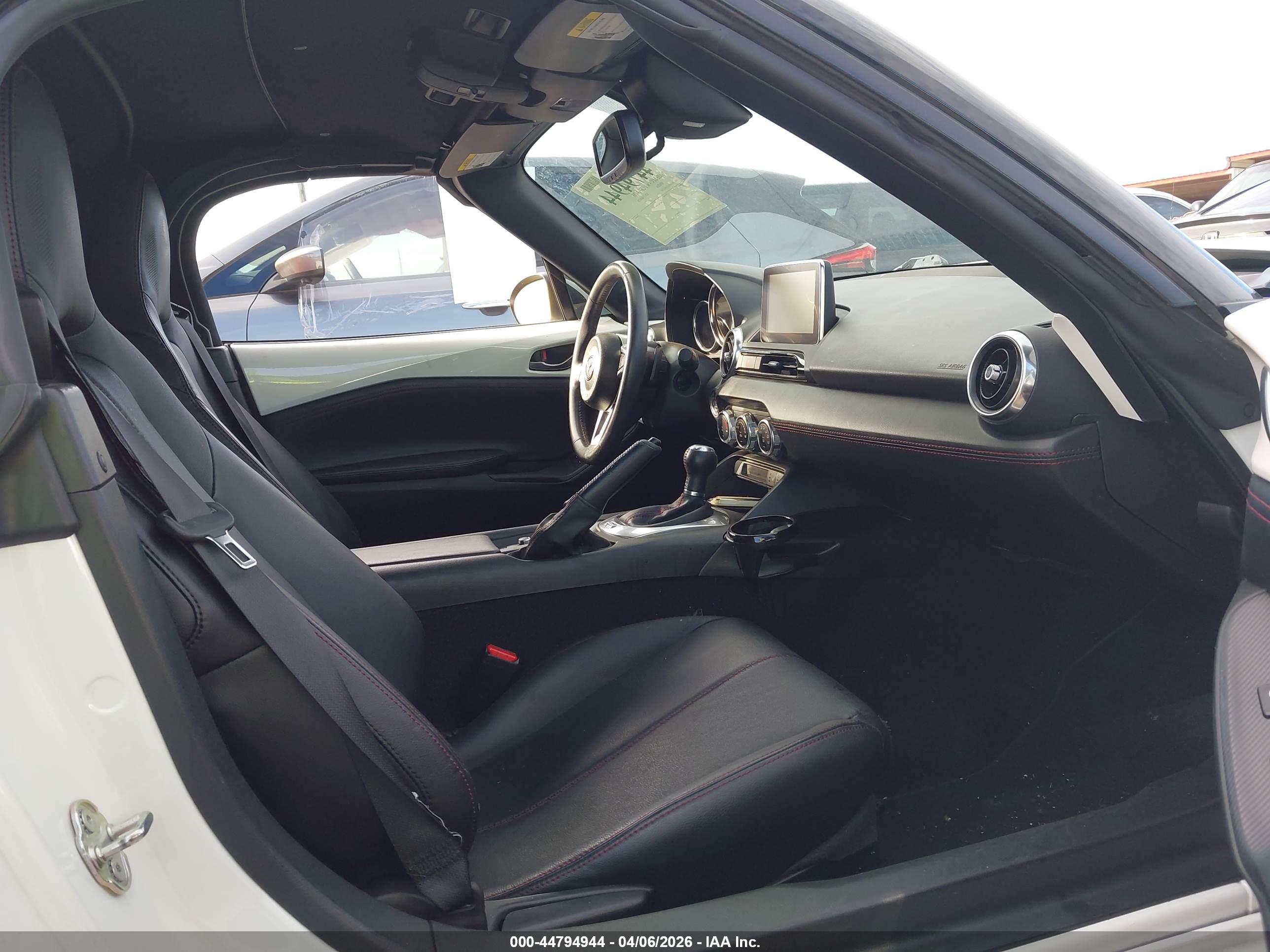 MAZDA MX-5 image 5