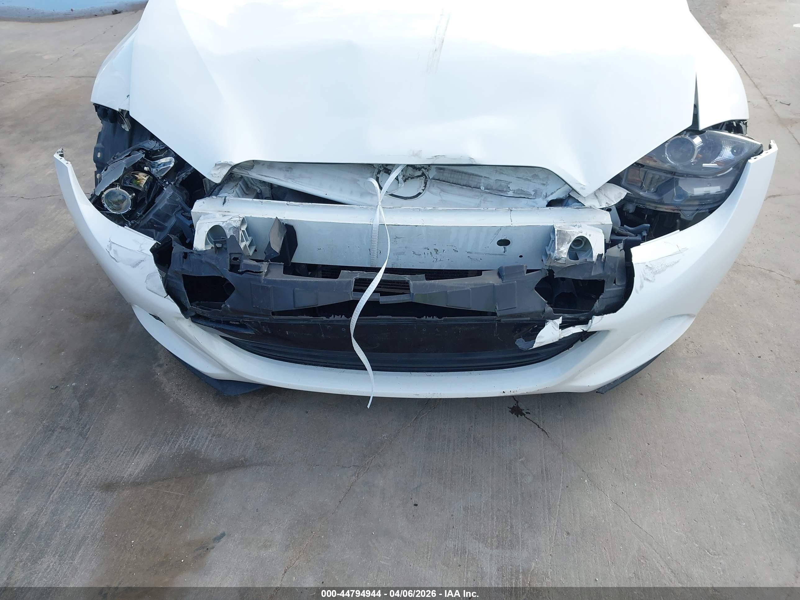 MAZDA MX-5 image 6