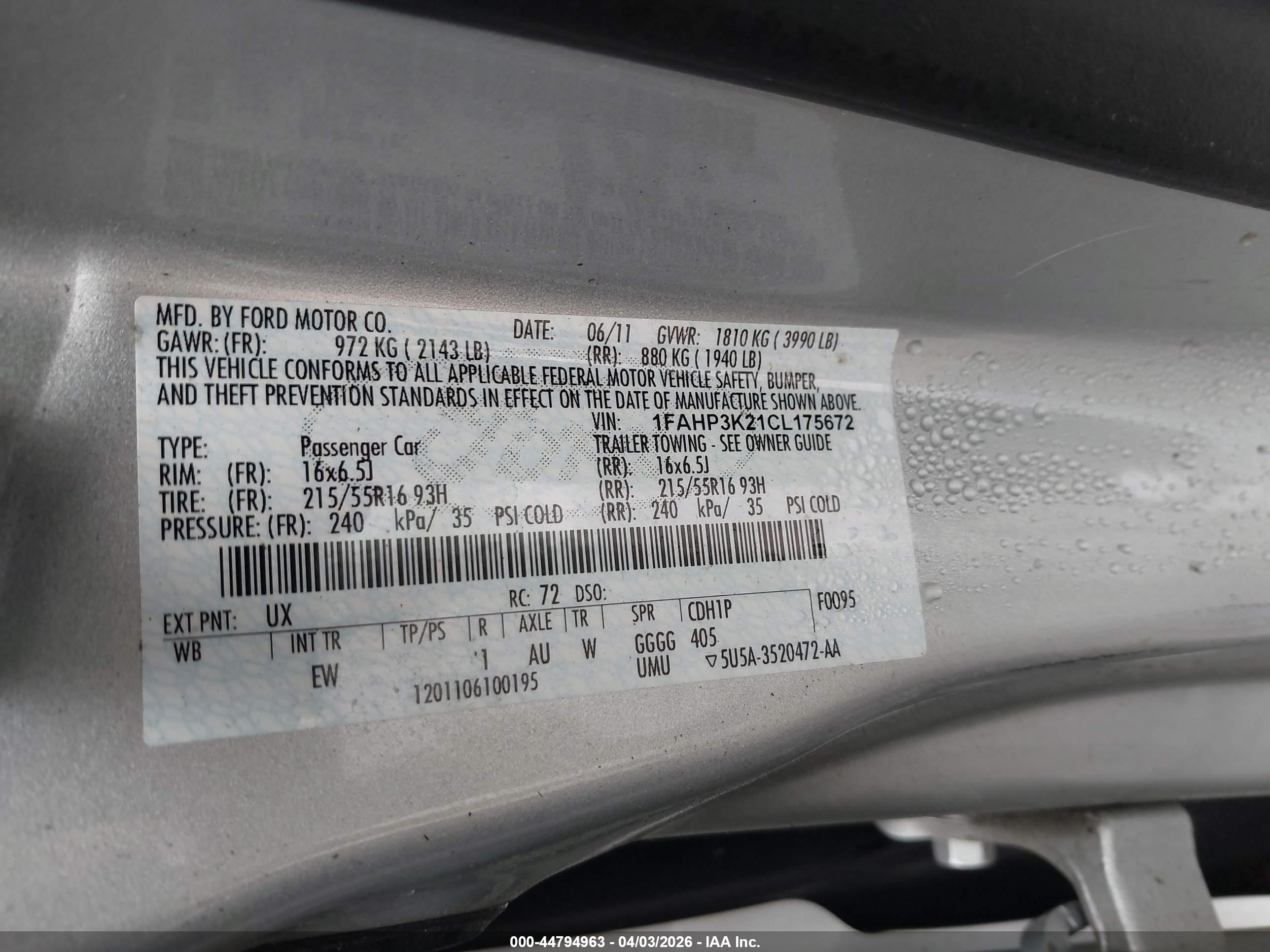 FORD FOCUS image 9