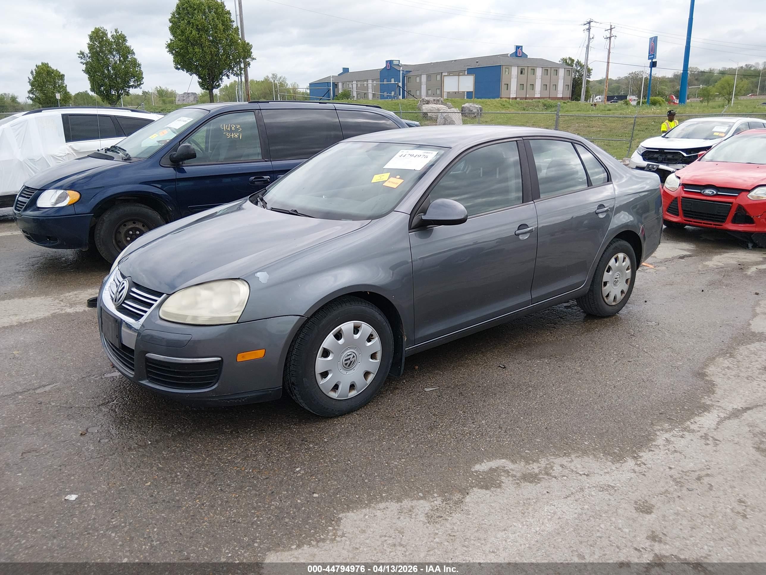 VOLKSWAGEN JETTA image 2