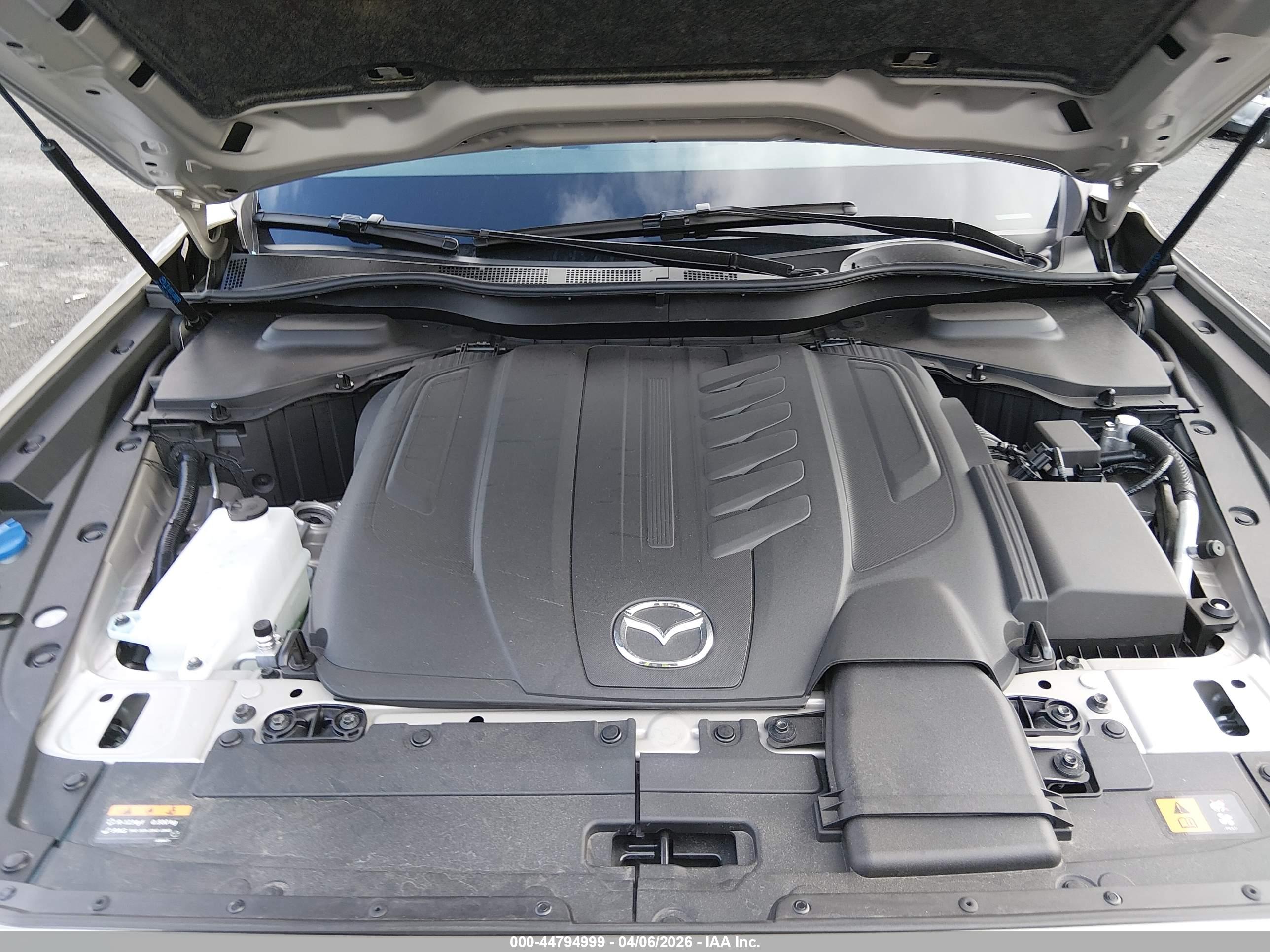 MAZDA CX-90 image 10