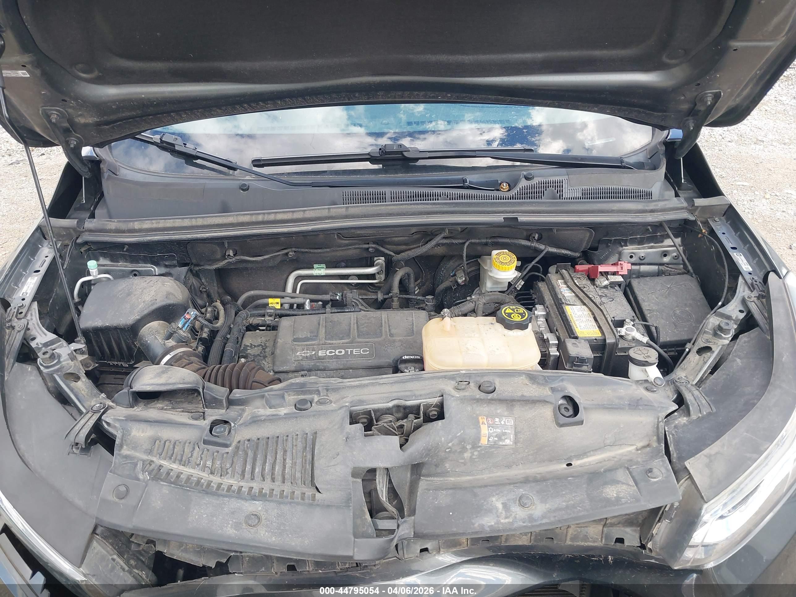 CHEVROLET TRAX image 10