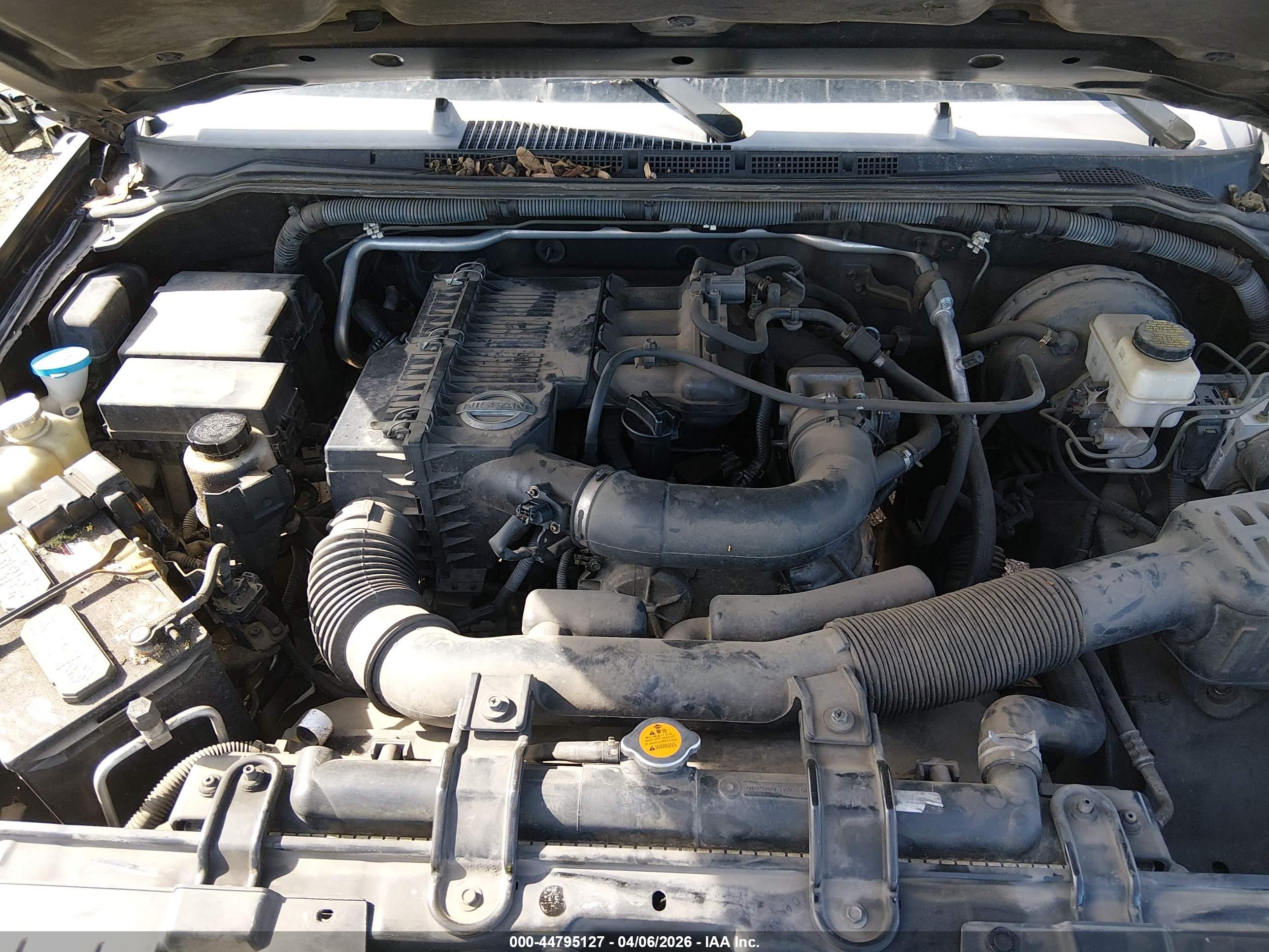 NISSAN FRONTIER image 10
